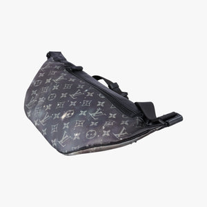 Secondhand Louis Vuitton Discovery Black×multicolor Monogram Galaxy M44444 bum bag/waist bag | stylenewstar