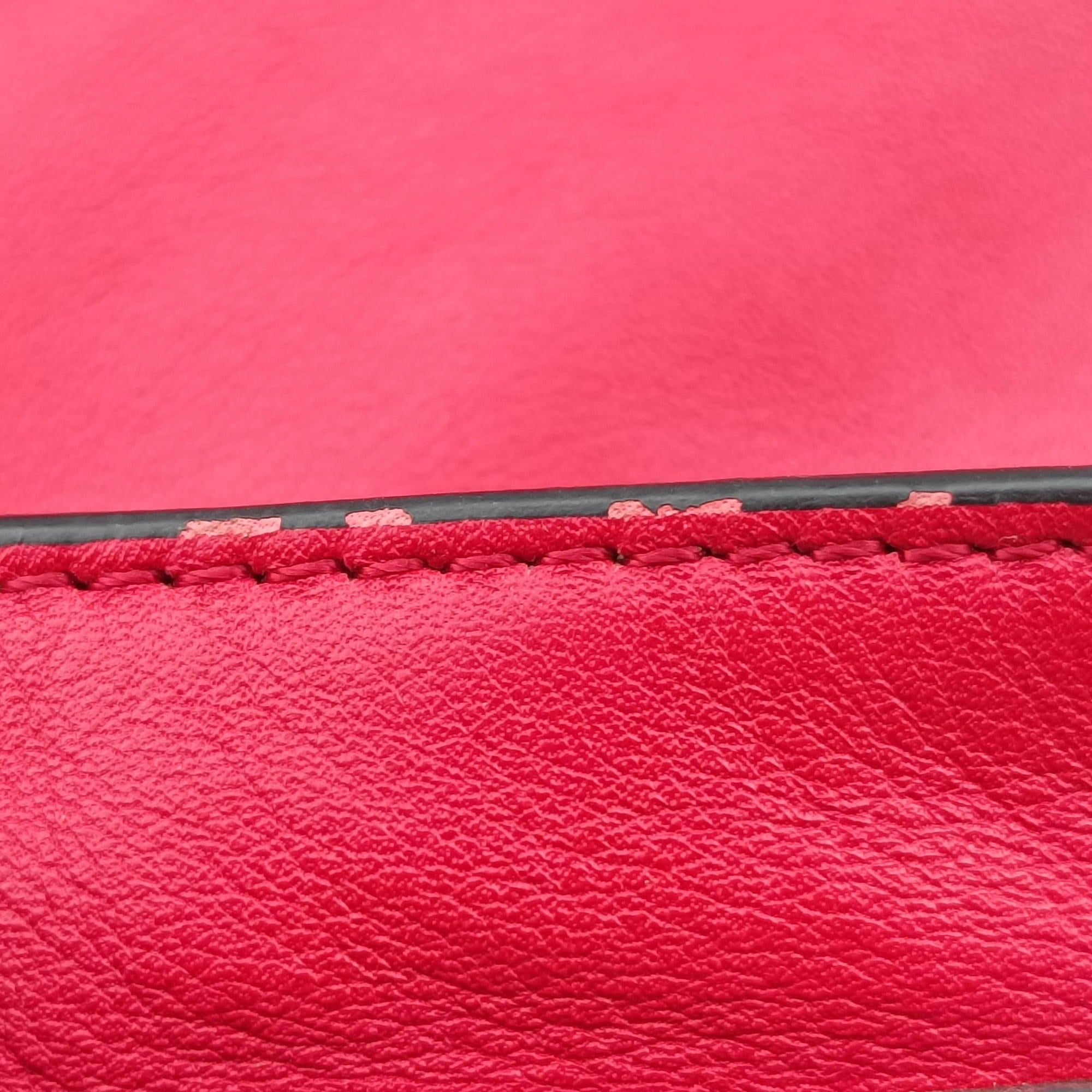 Vintage Valentino Rockstud Red Leather  shoulderbag | stylenewstar