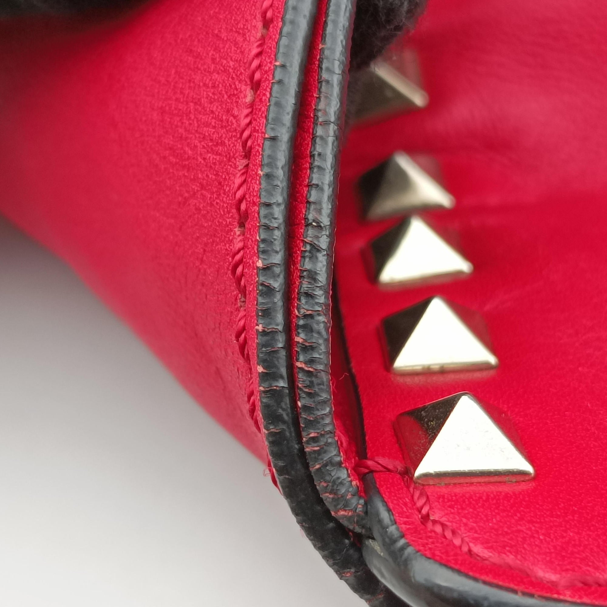 Vintage Valentino Rockstud Red Leather  shoulderbag | stylenewstar