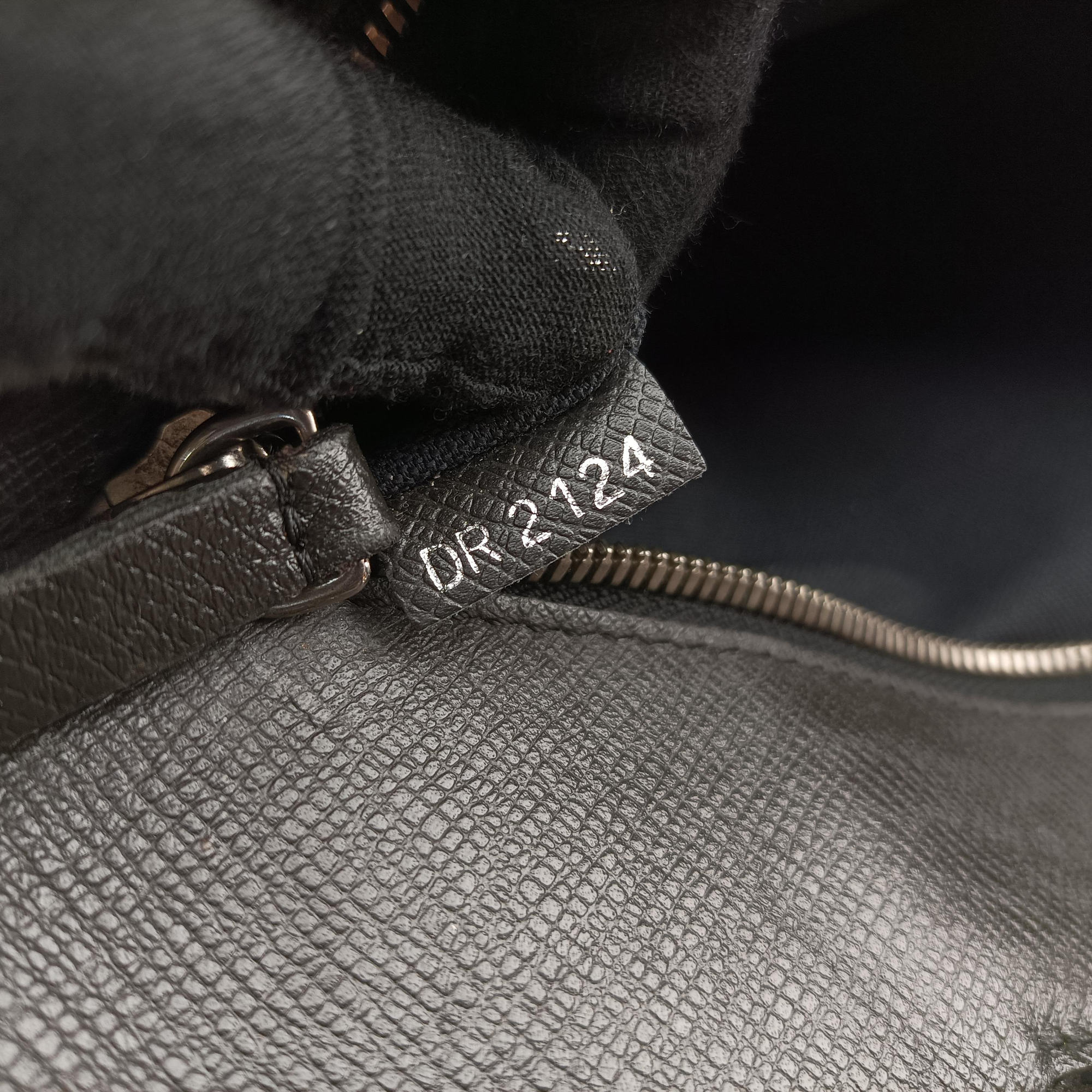 Pre-owned Louis Vuitton Porto Document Business MM Black Taiga M32721 handbag | stylenewstar