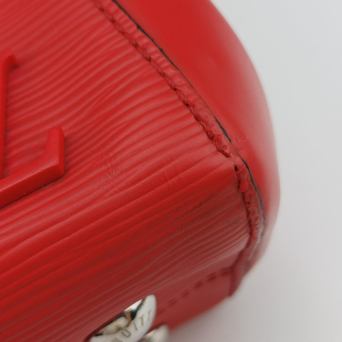 Pre-owned Louis Vuitton Cluny PM Red Epi M41333 shoulderbag | stylenewstar