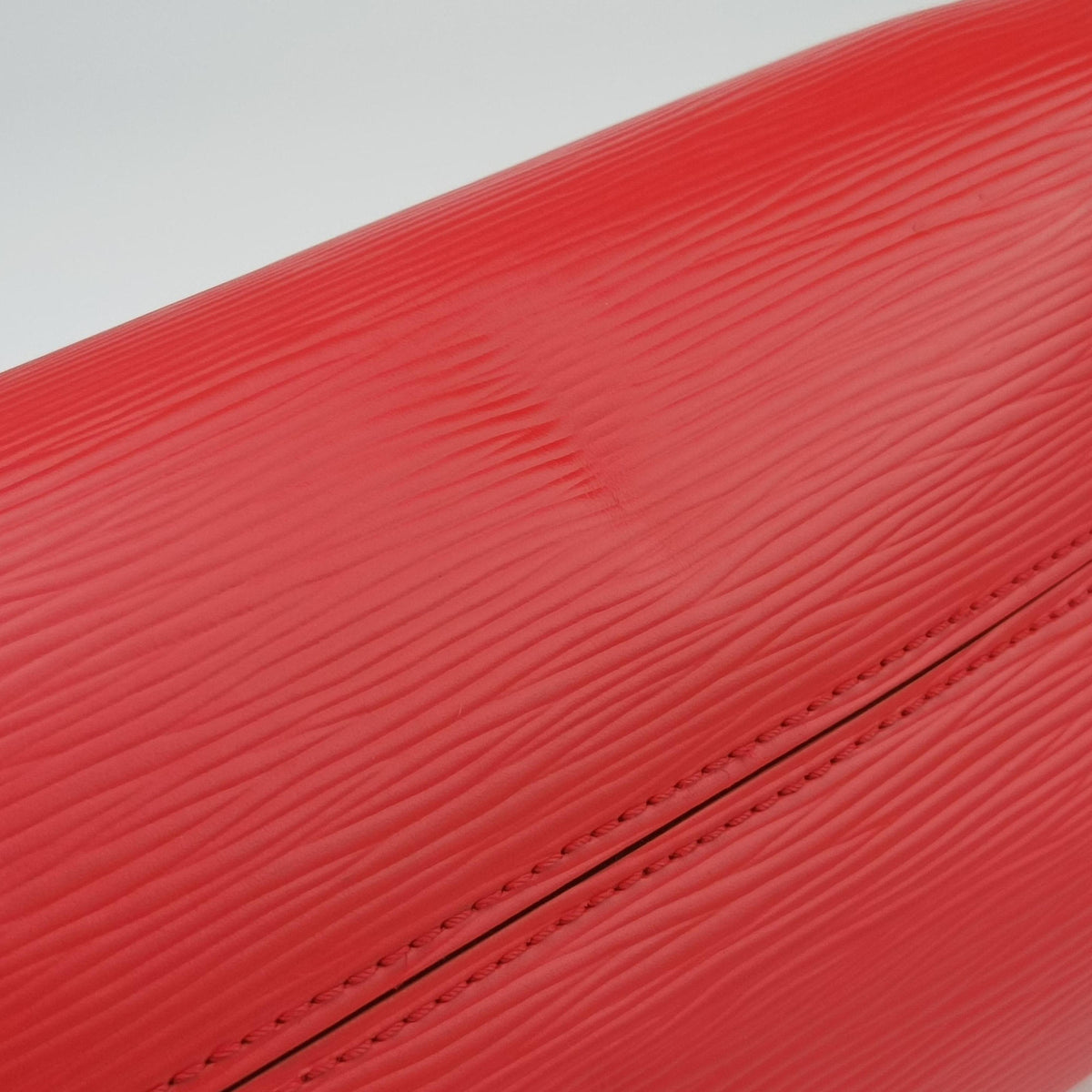 Pre-owned Louis Vuitton Cluny PM Red Epi M41333 shoulderbag | stylenewstar