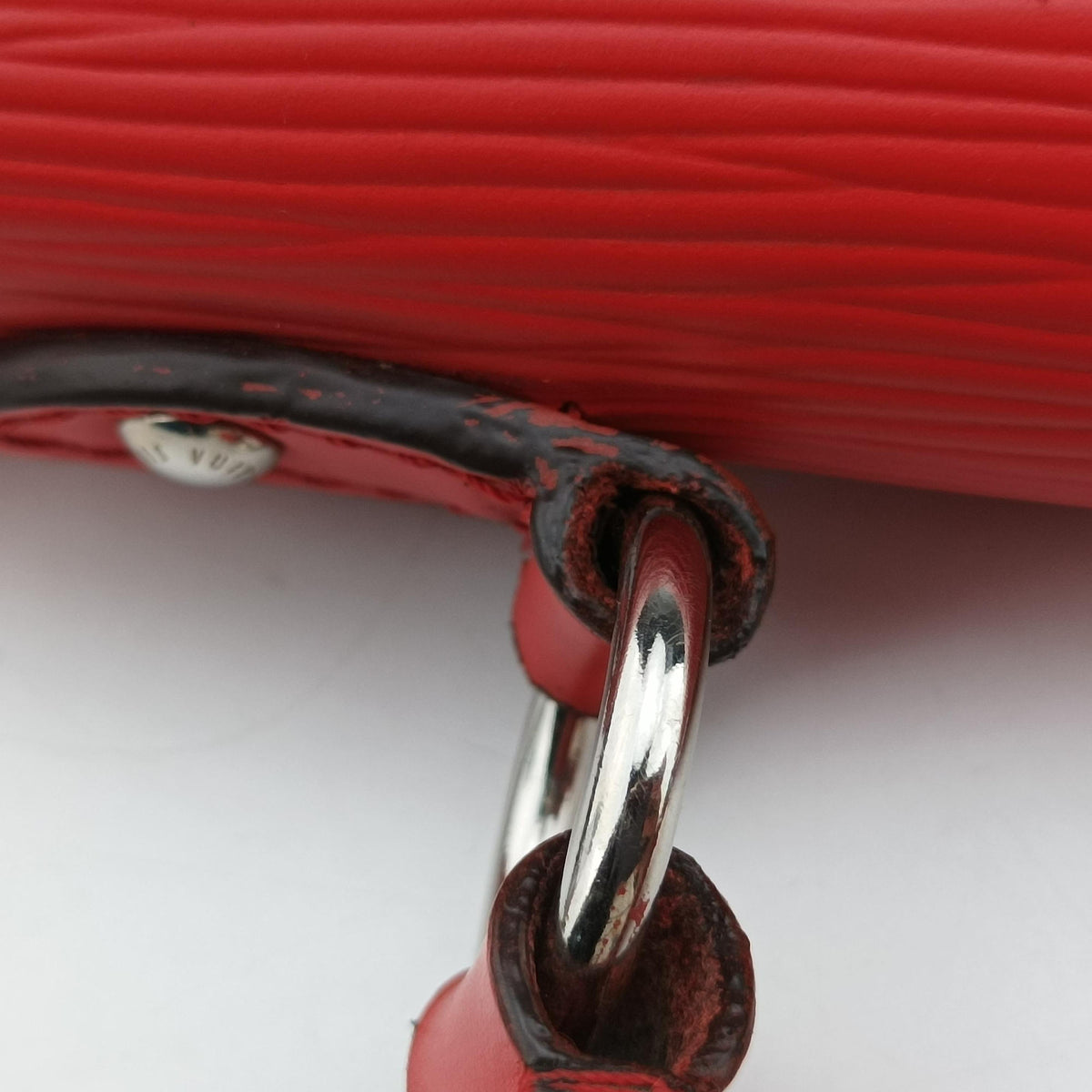 Pre-owned Louis Vuitton Cluny PM Red Epi M41333 shoulderbag | stylenewstar