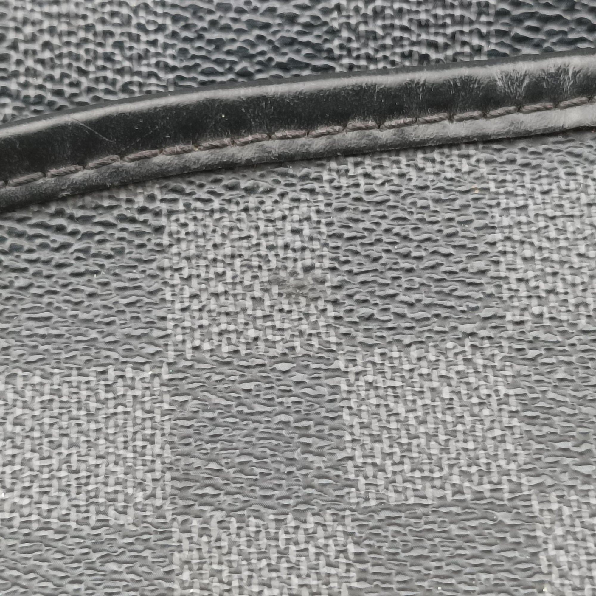 Pre-owned Louis Vuitton DANIEL MM Noir Damier Graphite N58029 shoulderbag | stylenewstar