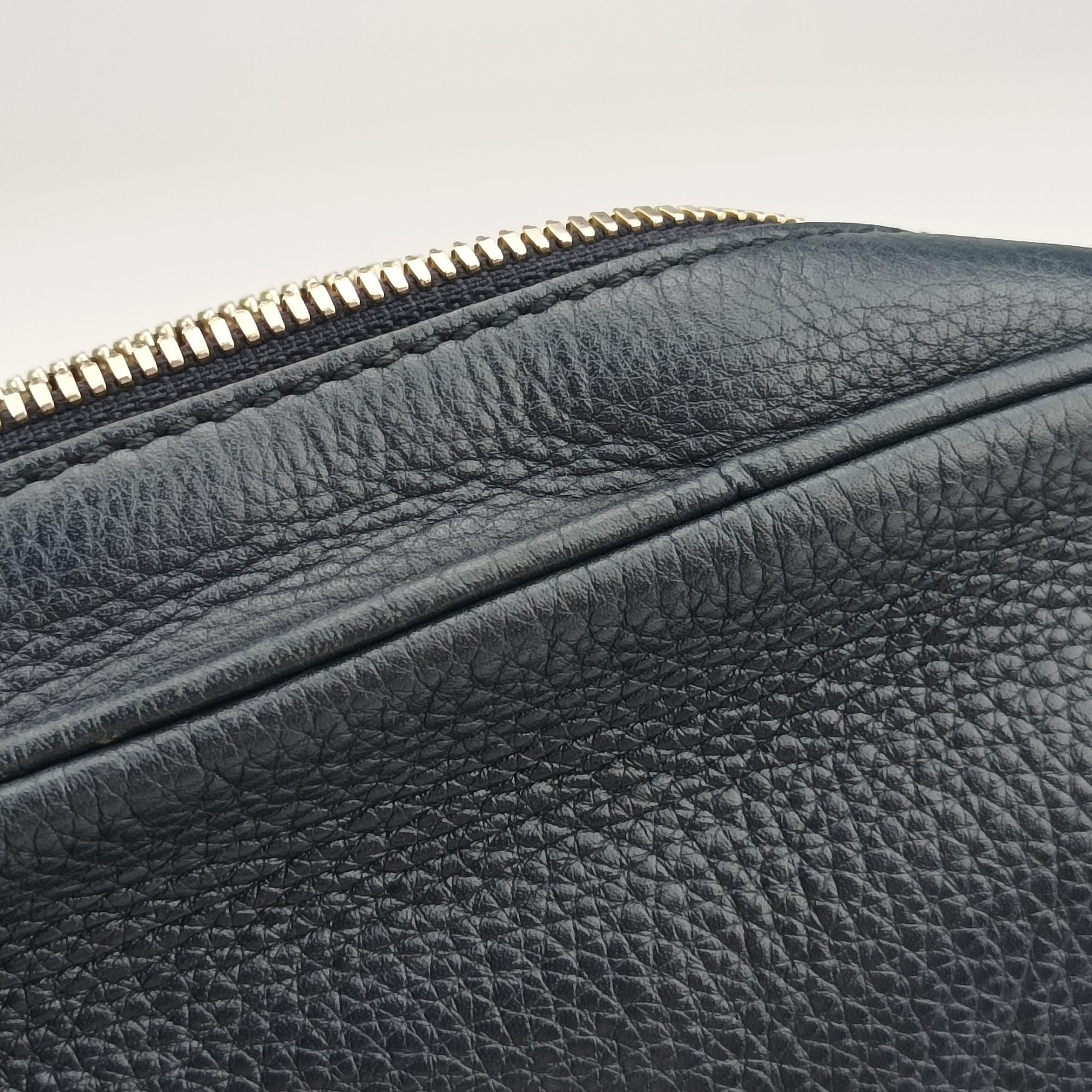 Vintage Gucci Soho Black Leather 308364 shoulderbag | stylenewstar