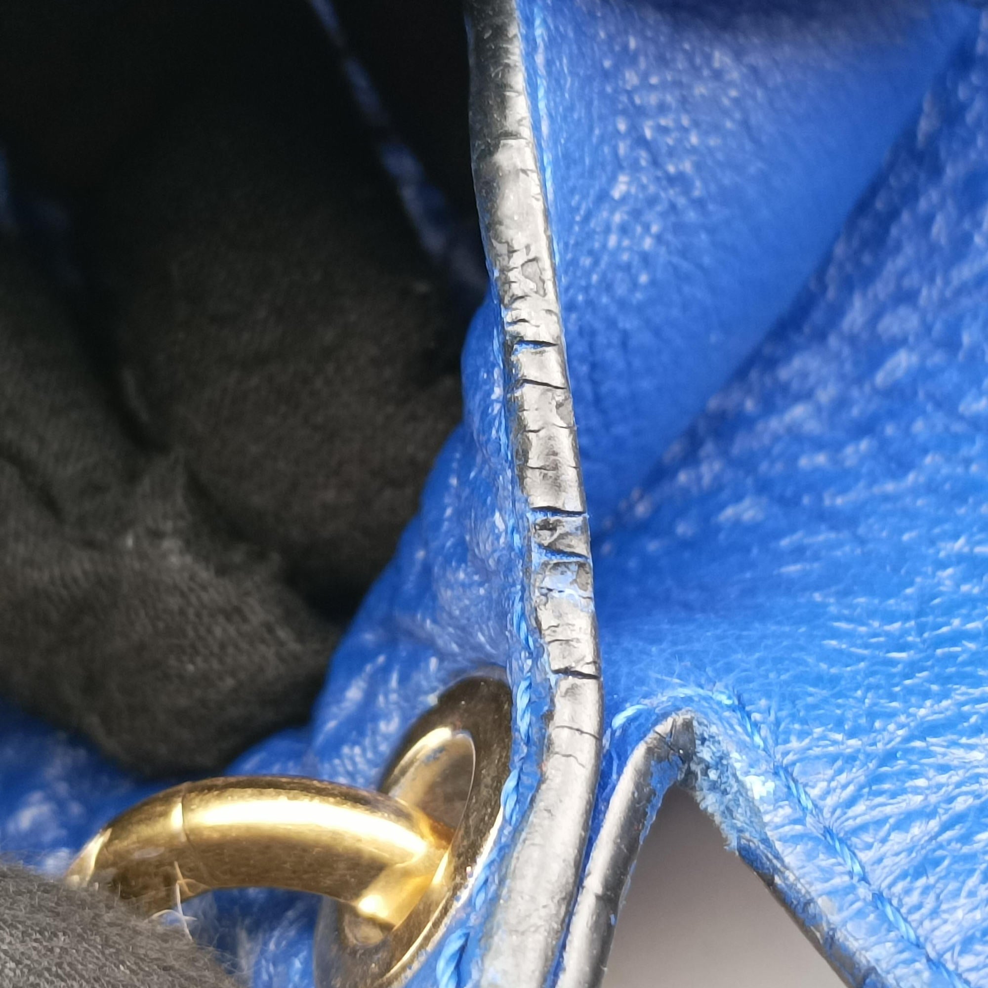 Pre-owned Loewe Avenue Blue Leather  shoulderbag | stylenewstar