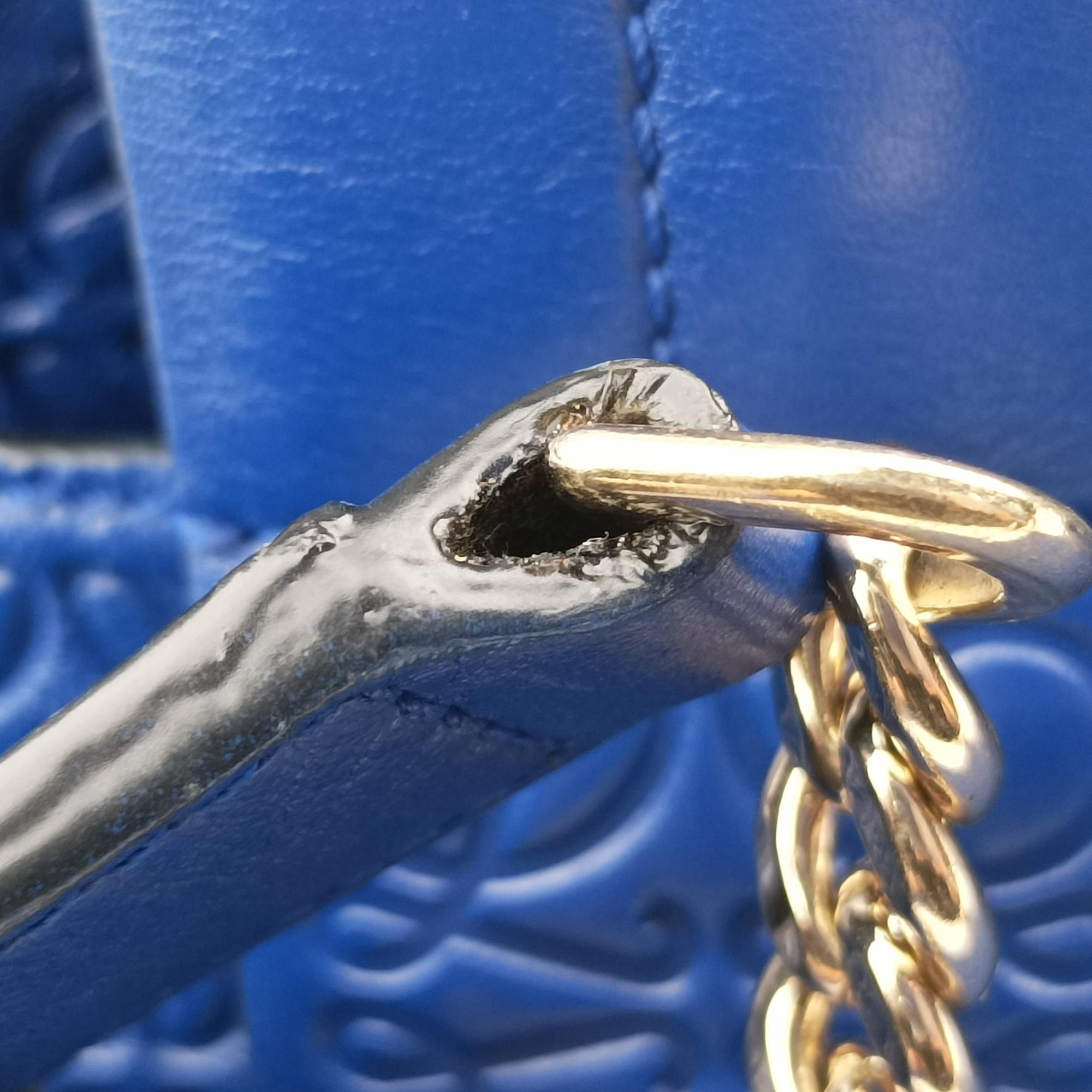 Pre-owned Loewe Avenue Blue Leather  shoulderbag | stylenewstar