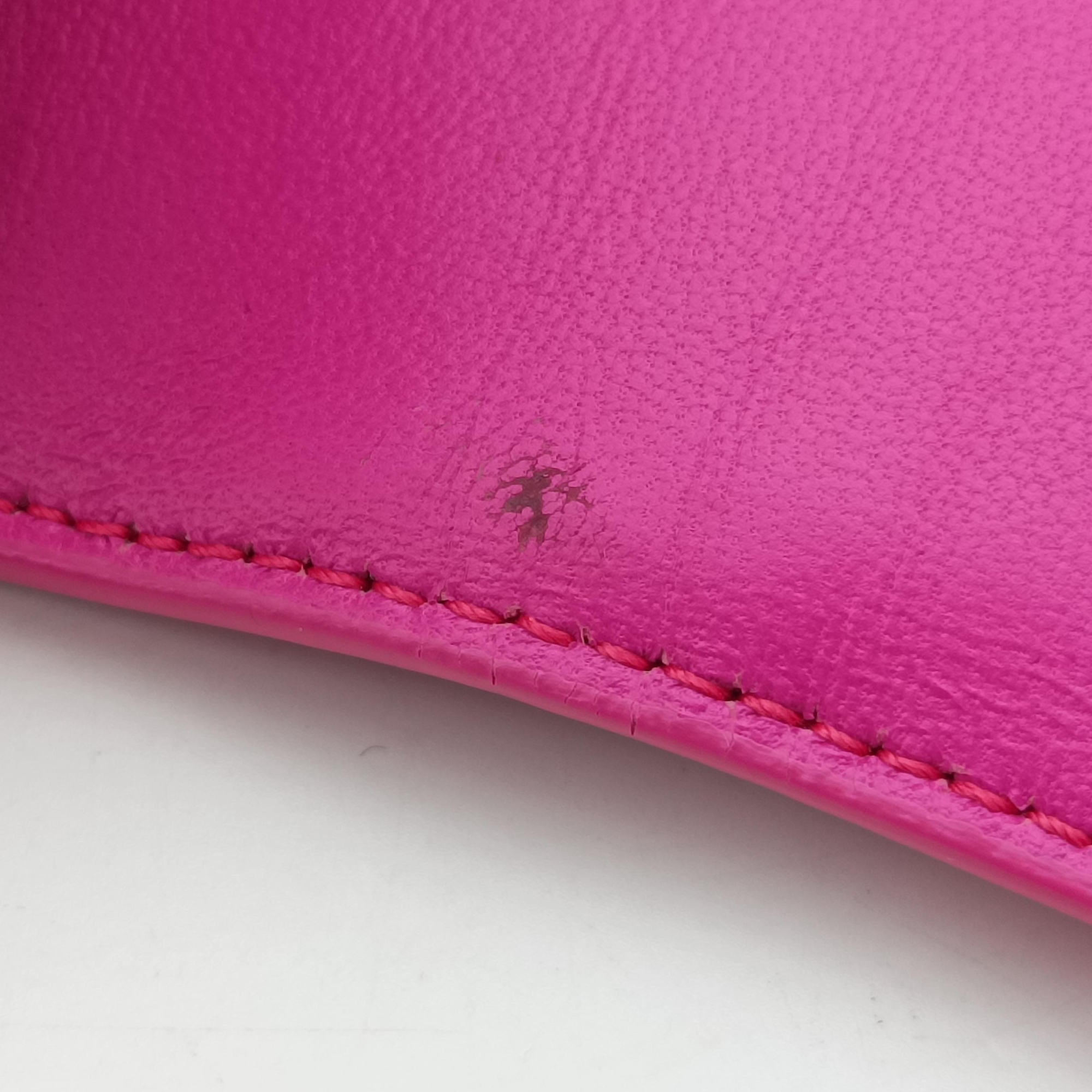 Vintage Balenciaga Hourglass Pink leather  shoulderbag | stylenewstar