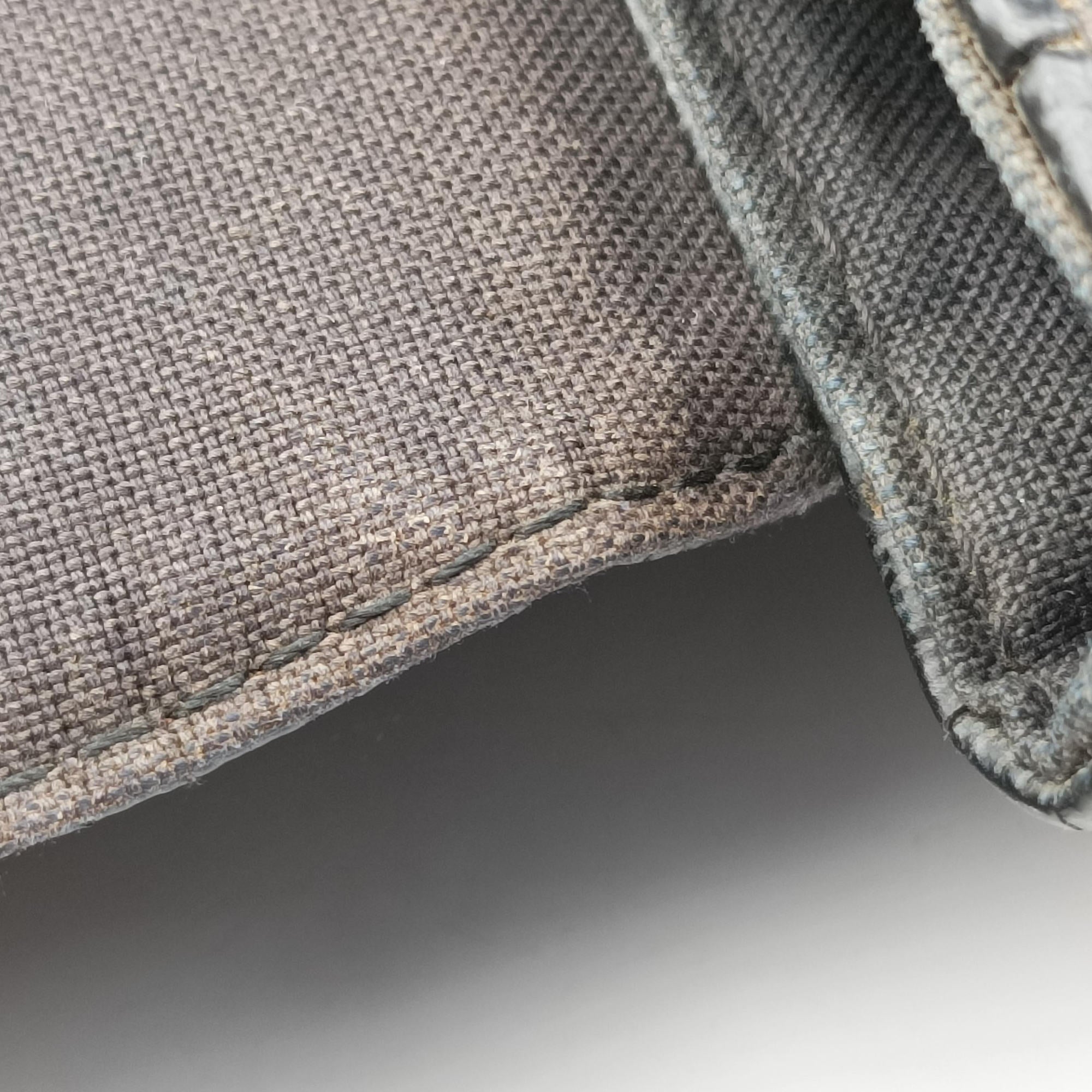 Pre-owned Louis Vuitton DISTRICT PM Noir Damier GRAPHITE N41714 shoulderbag | stylenewstar