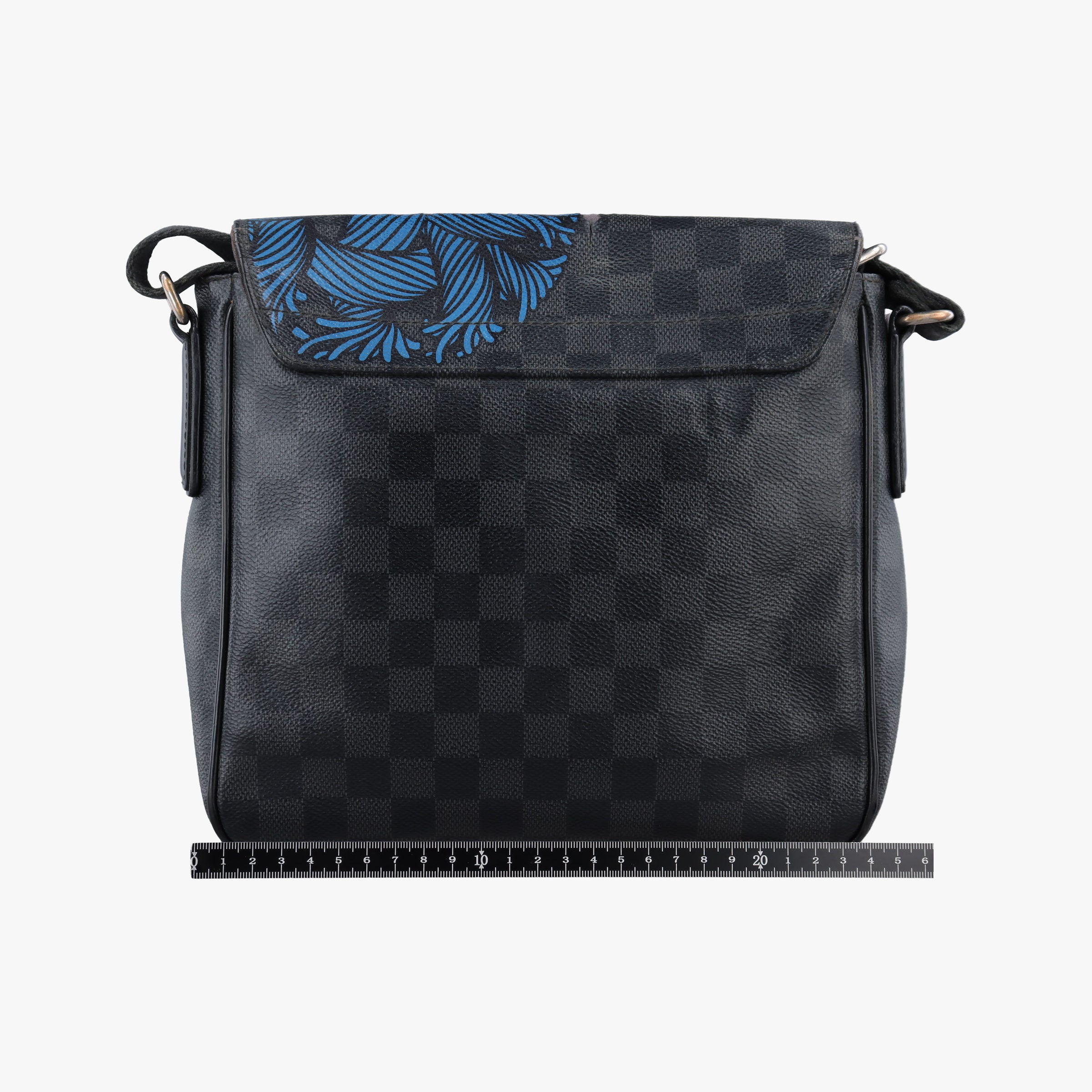 Pre-owned Louis Vuitton DISTRICT PM Noir Damier GRAPHITE N41714 shoulderbag | stylenewstar