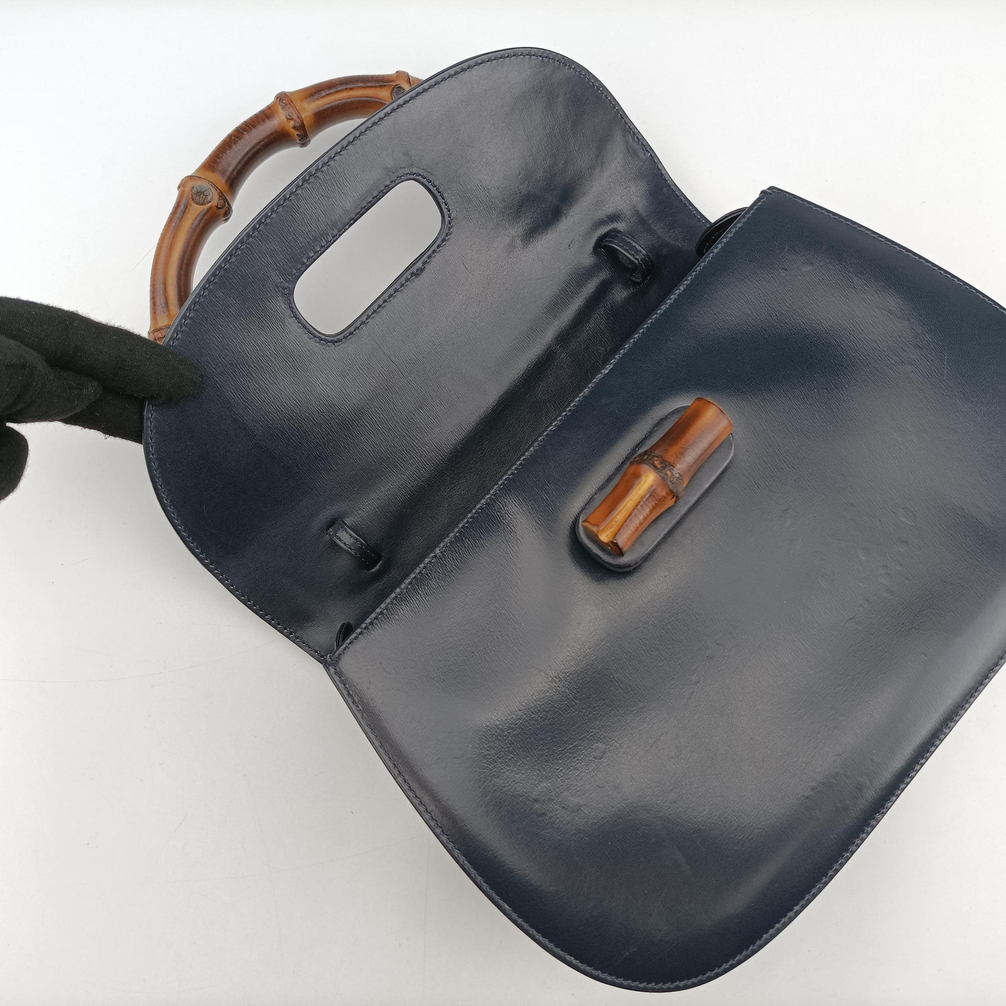 Pre-owned Gucci Bamboo Navy Leather 000.01 handbag | stylenewstar