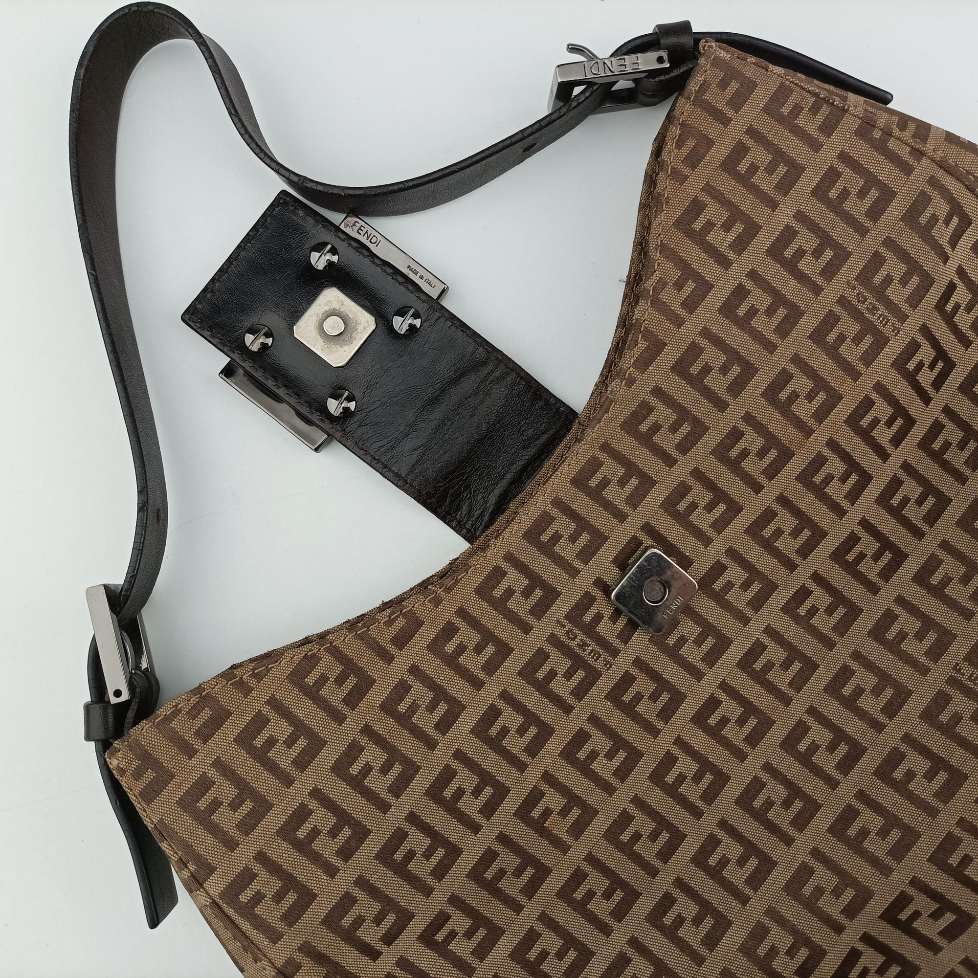 Secondhand Fendi Zucchino Camel Canvas 8BR036 handbag | stylenewstar