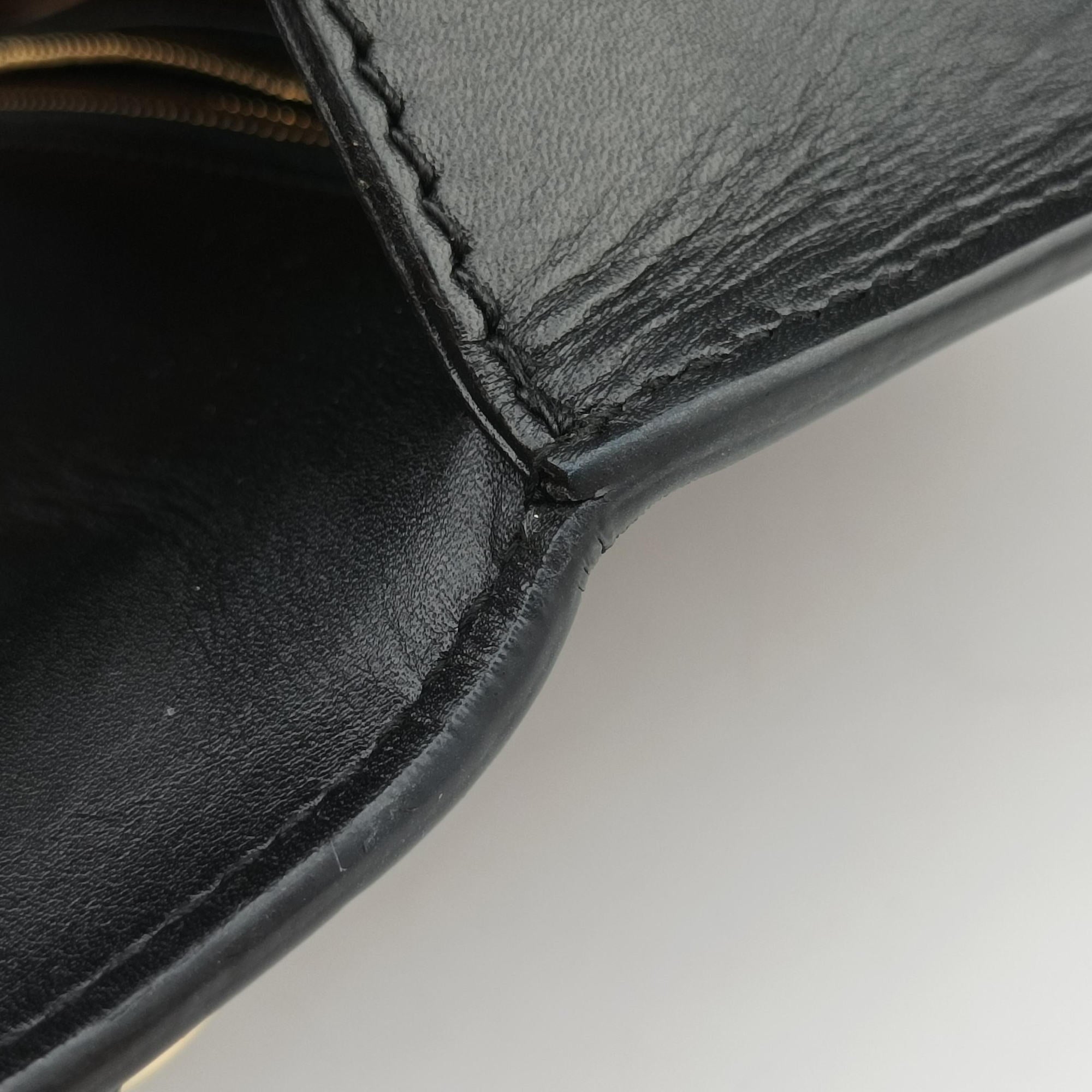 Pre-owned Gucci Sylvie Black×green×red Leather 421882 shoulderbag | stylenewstar