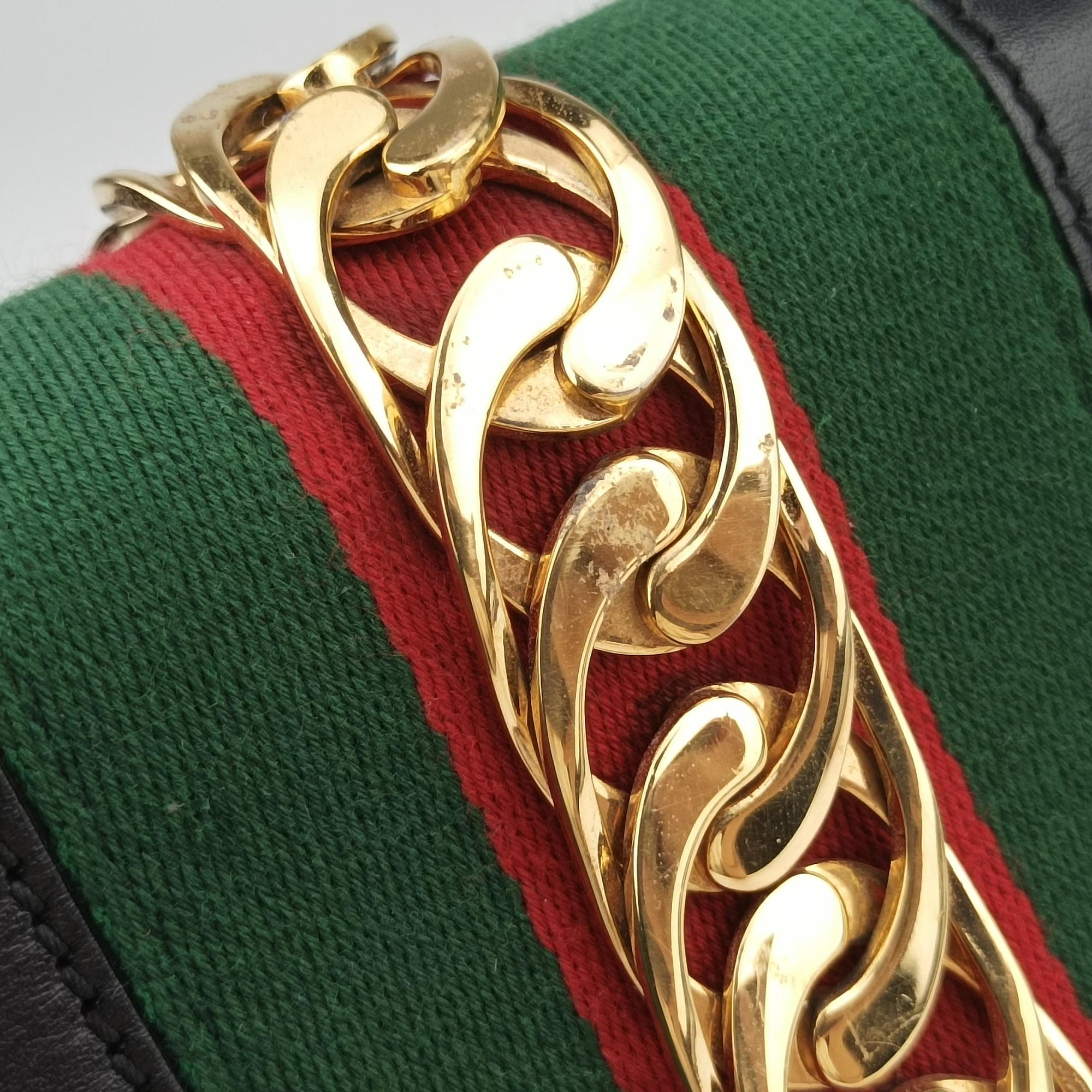 Pre-owned Gucci Sylvie Black×green×red Leather 421882 shoulderbag | stylenewstar