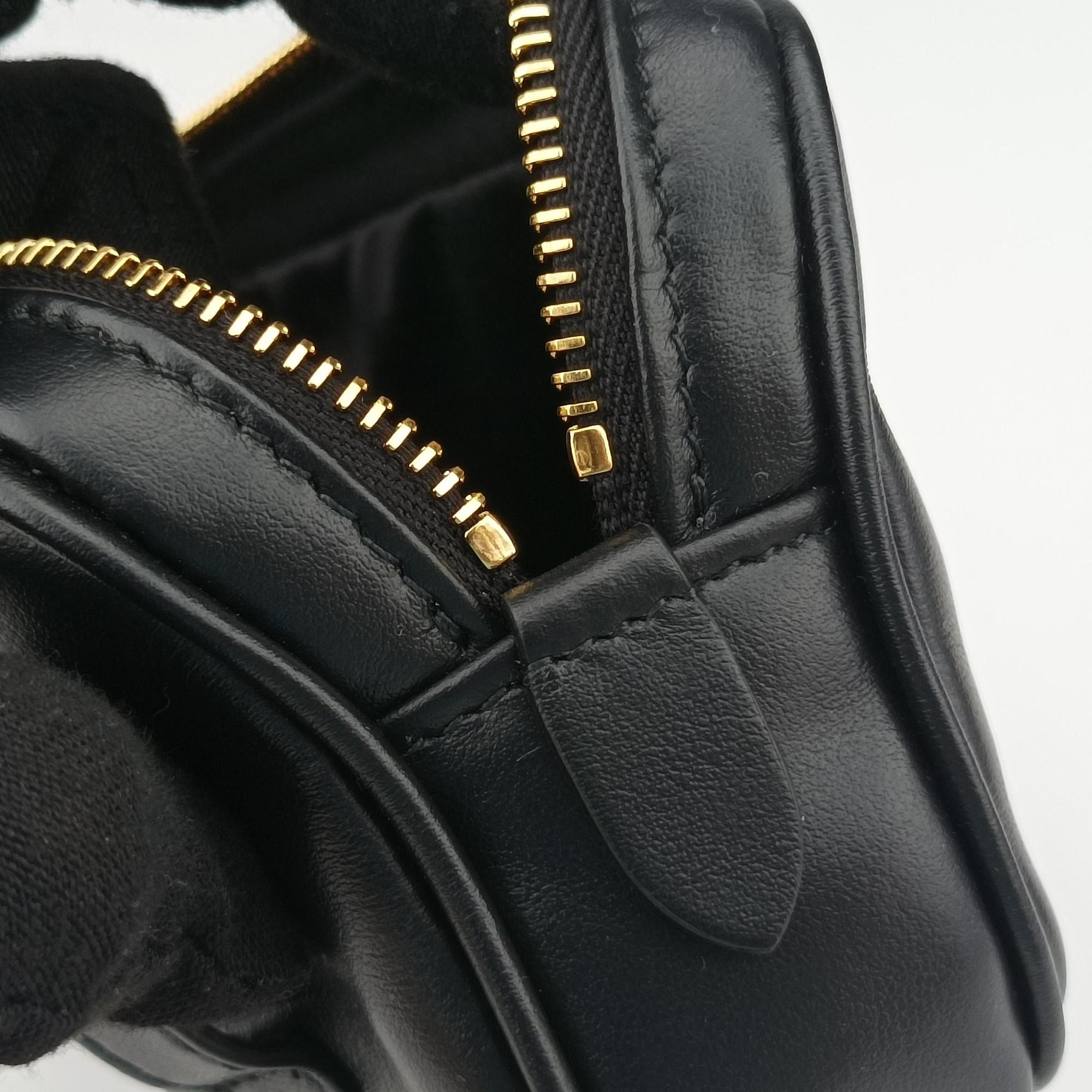 Vintage Miu Miu Logo belt Black leather  bum bag/waist bag | stylenewstar