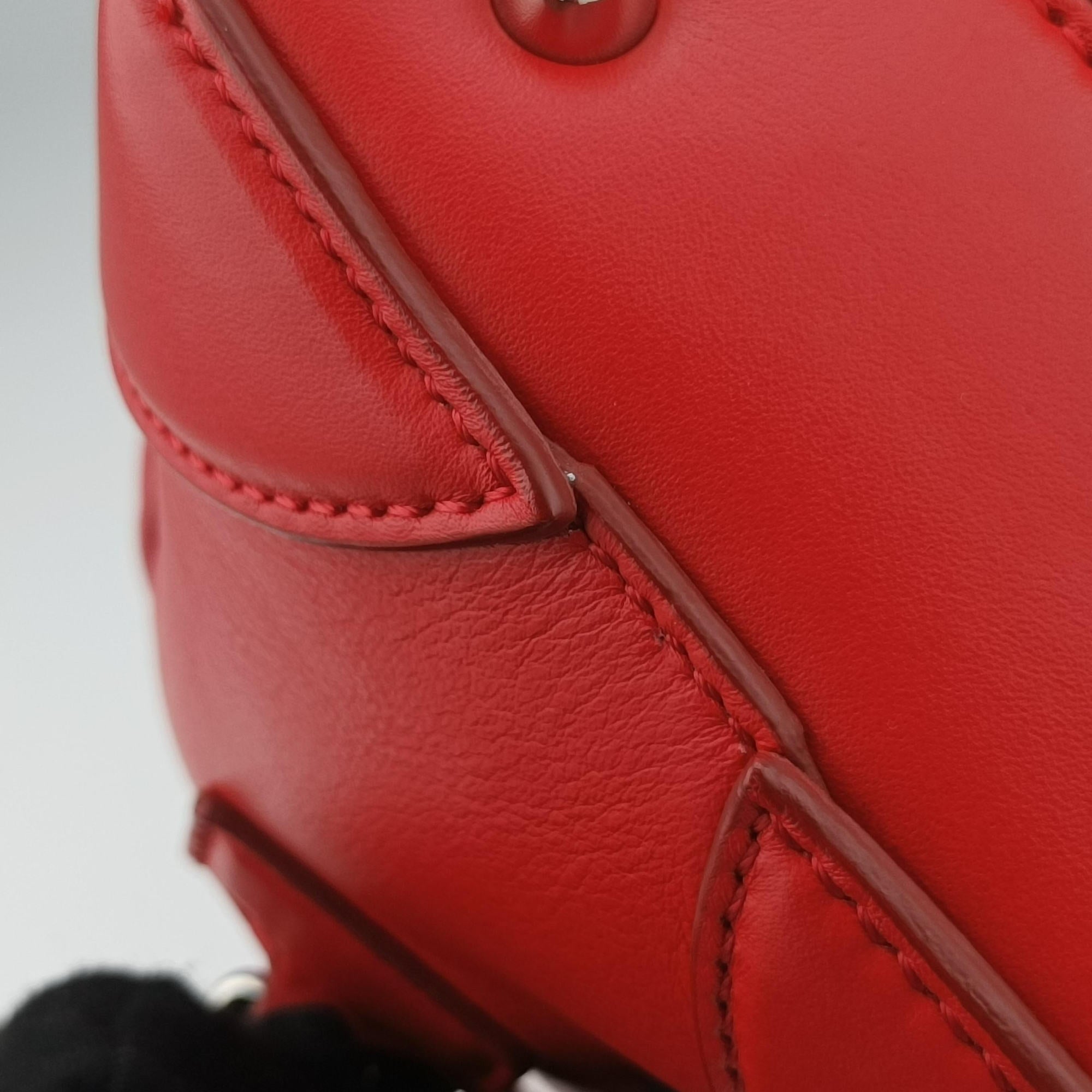 Vintage Givenchy Lucrezia MINI Red Leather  shoulderbag | stylenewstar