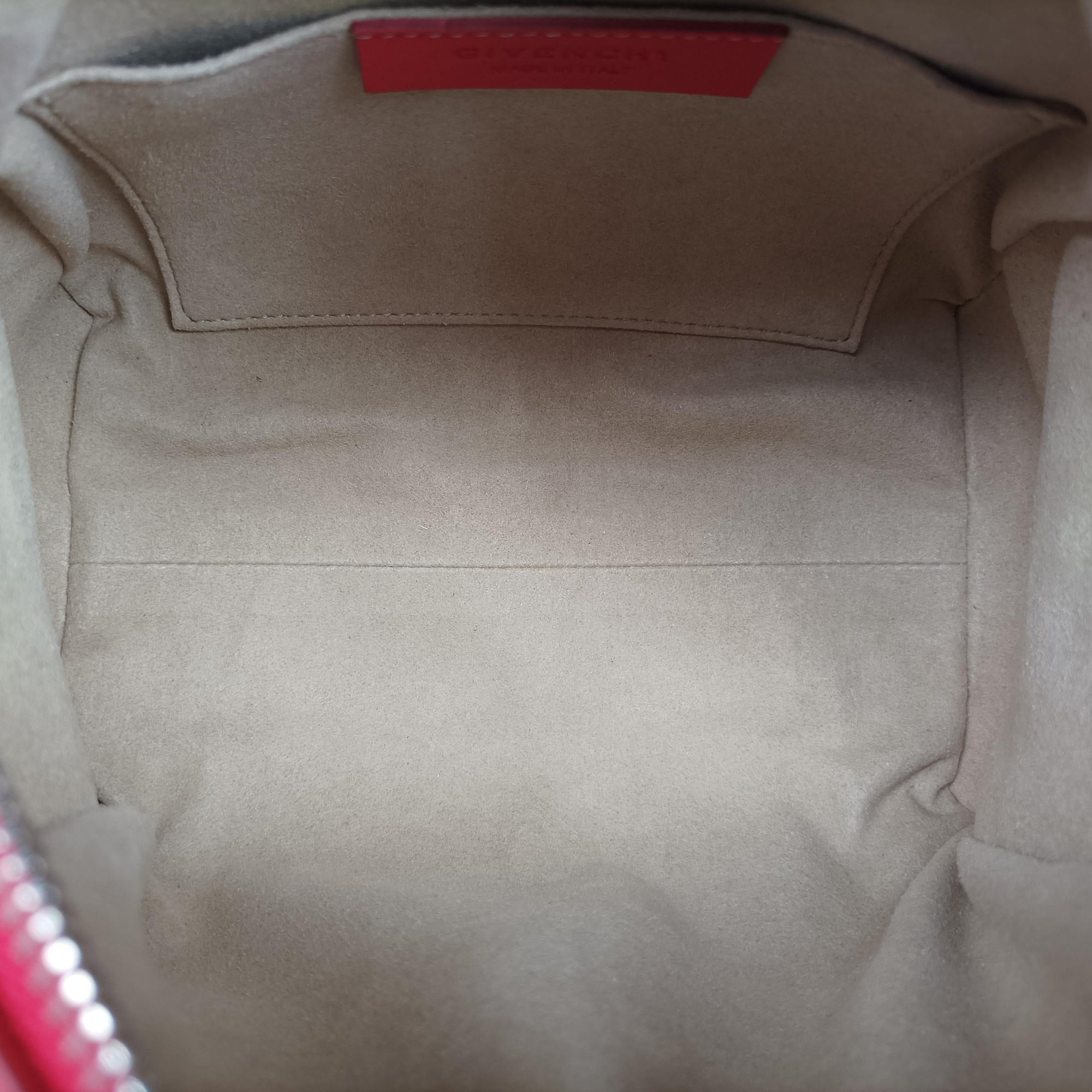 Vintage Givenchy Lucrezia MINI Red Leather  shoulderbag | stylenewstar