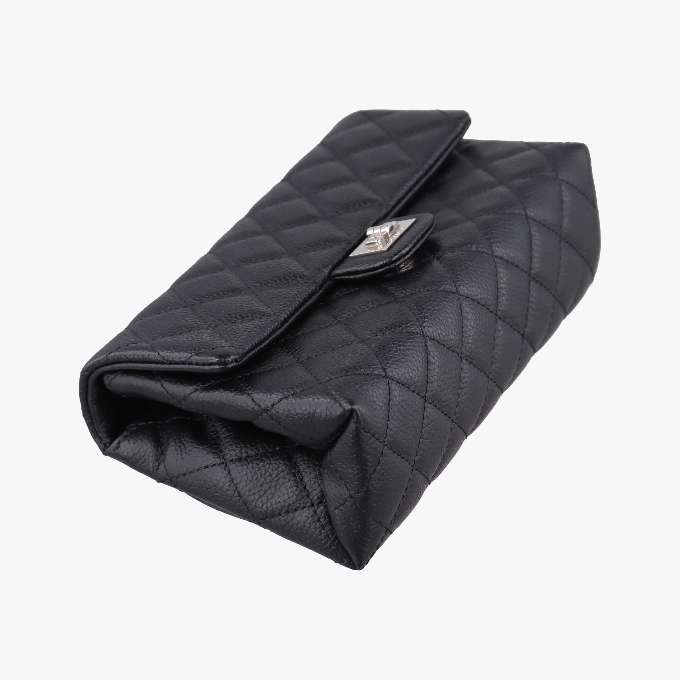 Secondhand Chanel Matelasse 2.55 Black Leather U48753 bum bag/waist bag | stylenewstar