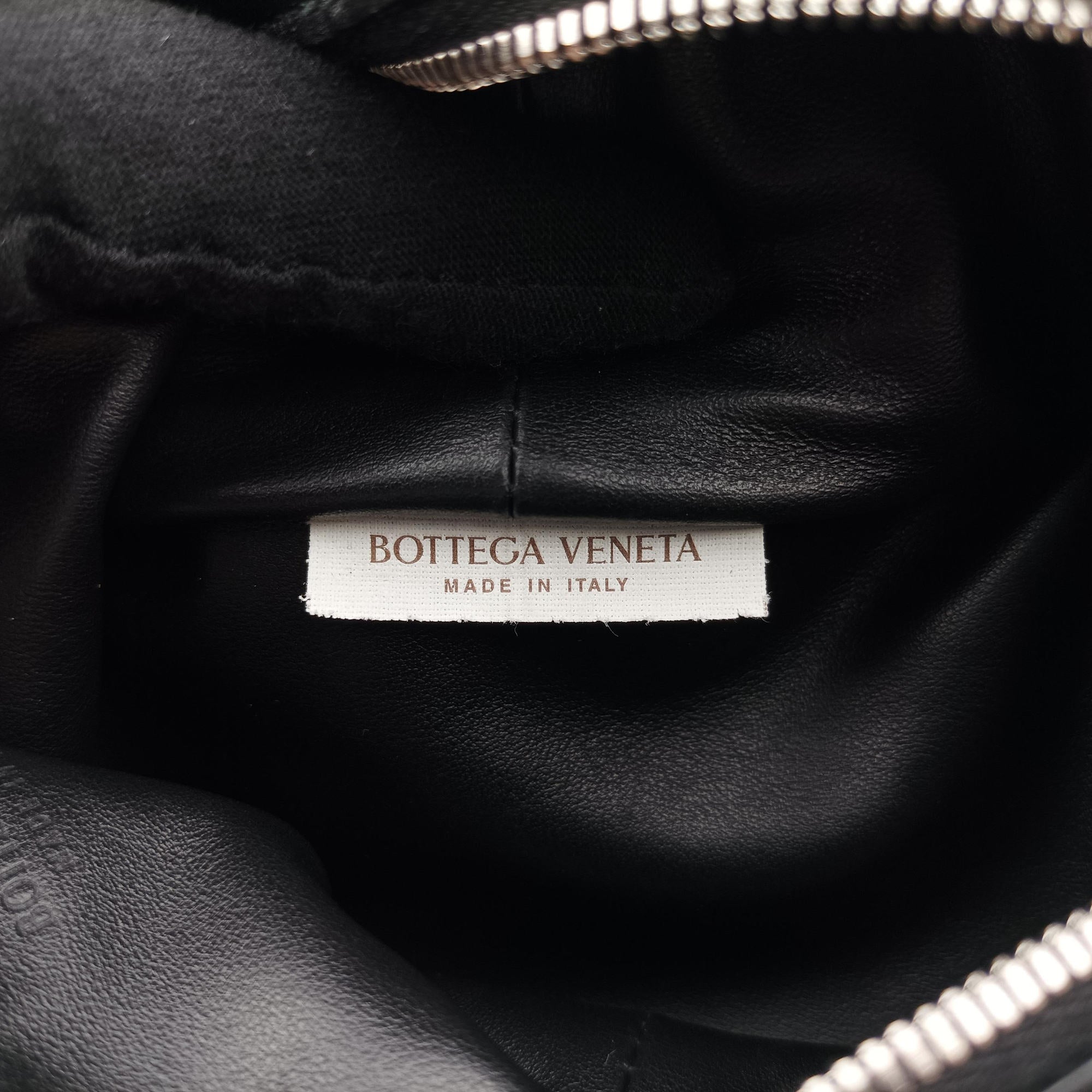 Secondhand Bottega Veneta Double Knot Black lambskin  handbag | stylenewstar