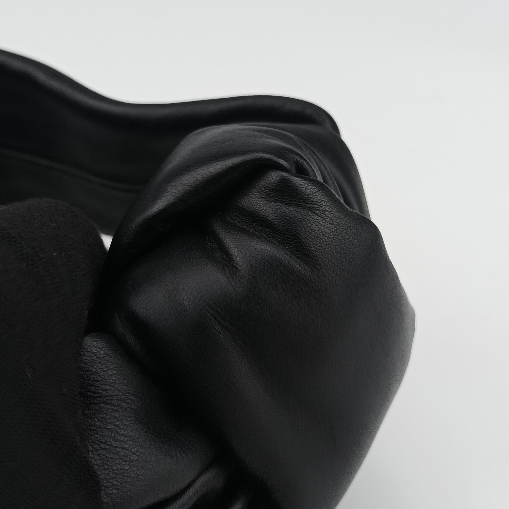 Secondhand Bottega Veneta Double Knot Black lambskin  handbag | stylenewstar