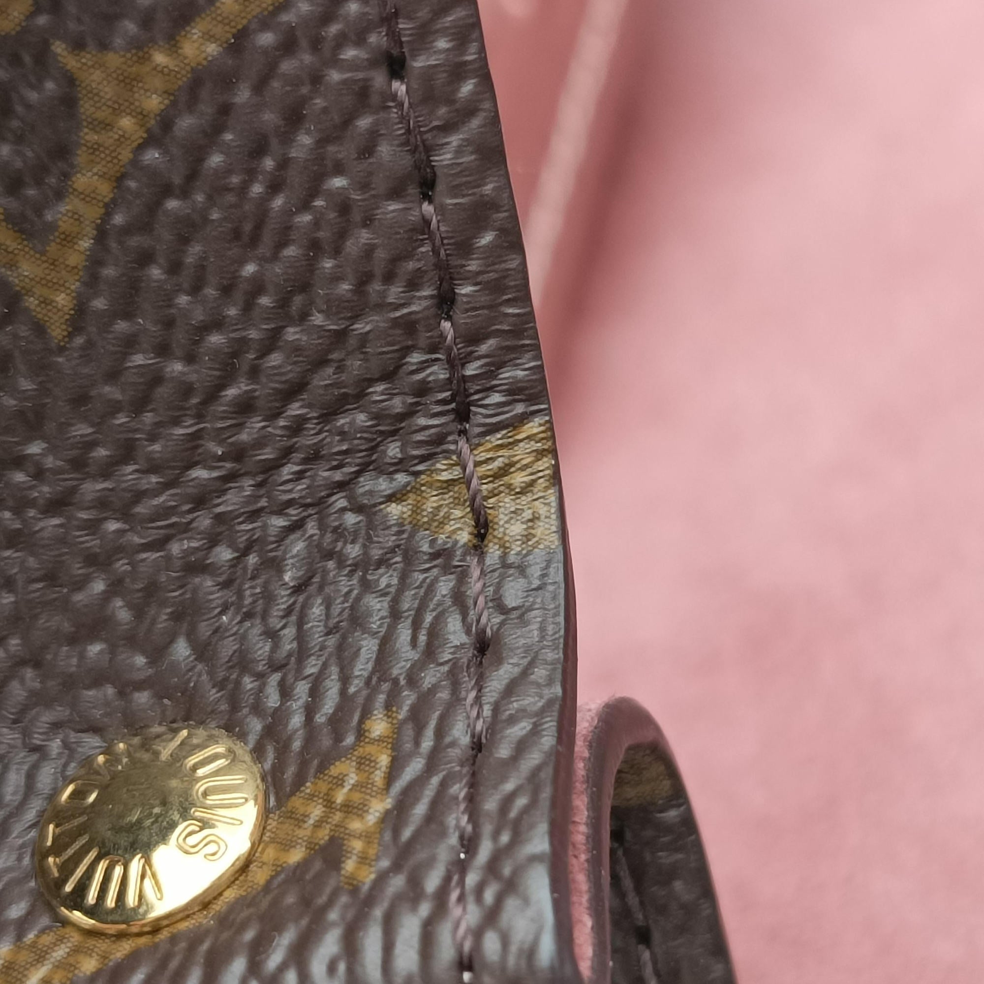 Vintage Louis Vuitton Spring Street PM Pink×Brown Vernis×Monogram M90568 shoulderbag | stylenewstar
