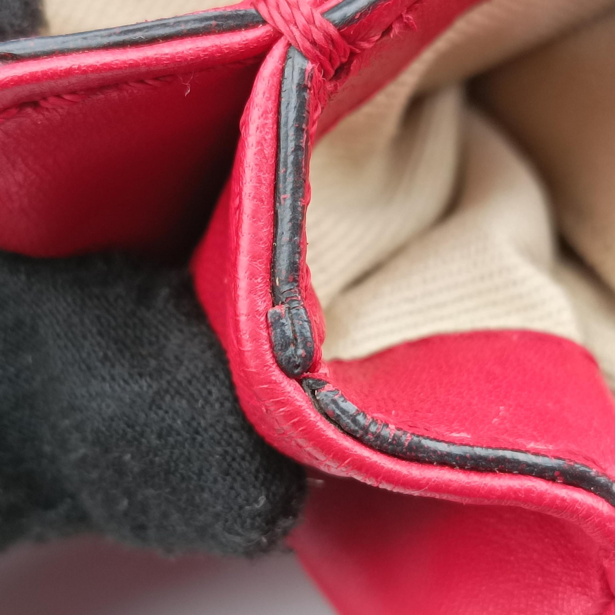 Secondhand Valentino Rockstud VA VA VOOM Red Leather  shoulderbag | stylenewstar