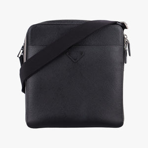 Pre-owned Prada Messenger Black Saffiano leather 2VH004 crossbodybag | stylenewstar