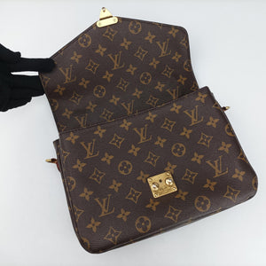 Pre-owned Louis Vuitton Pochette Metis MM Brown Monogram Canvas M44875 shoulderbag | stylenewstar