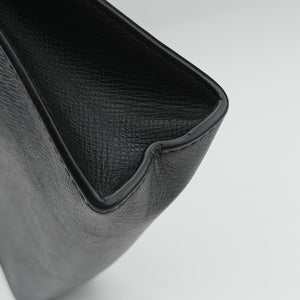 Pre-owned Louis Vuitton Pochette Voyage Ardoise Taiga M30187 clutchbag | stylenewstar
