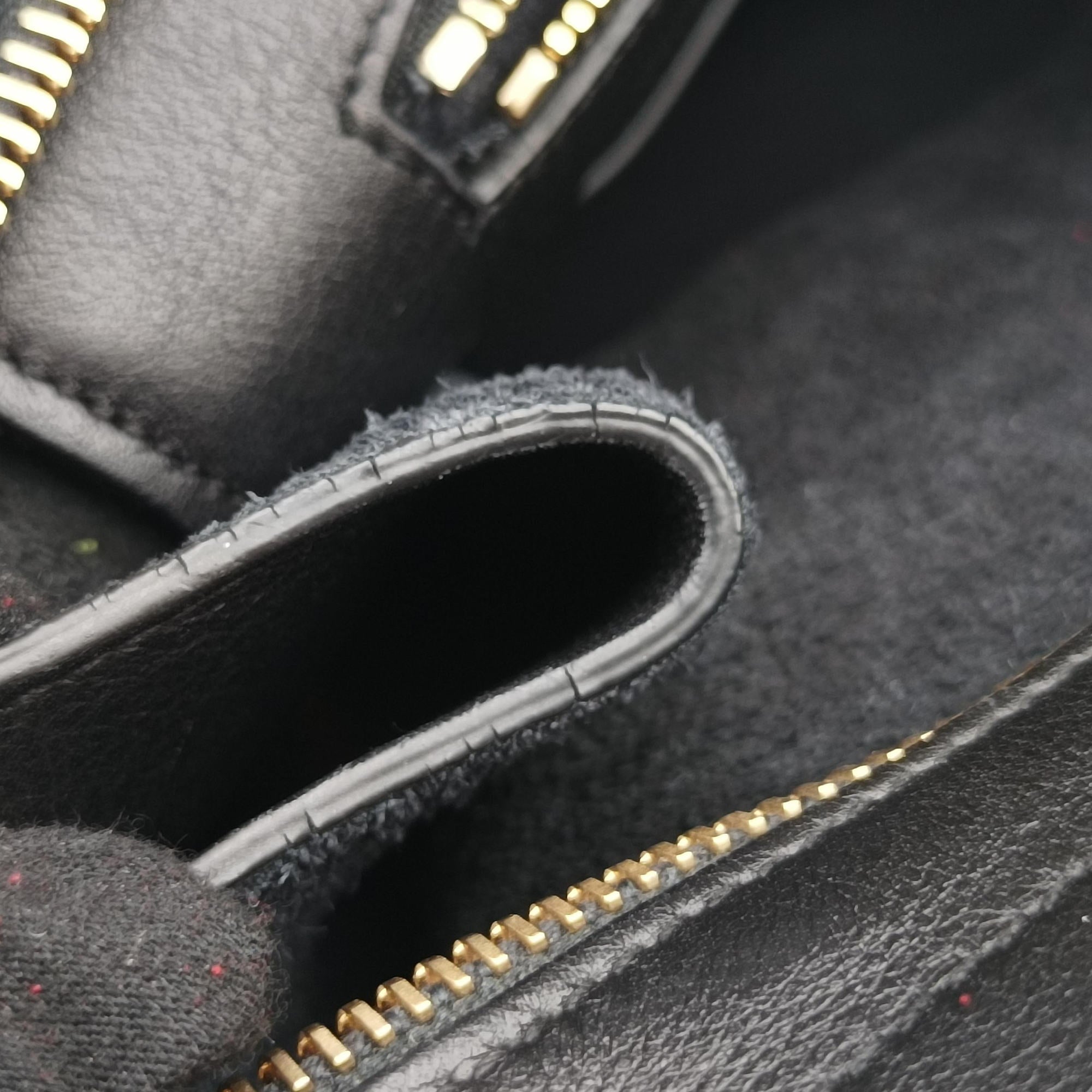 Pre-owned Yves Saint Laurent BABY CABAS Black Leather 394458 handbag | stylenewstar