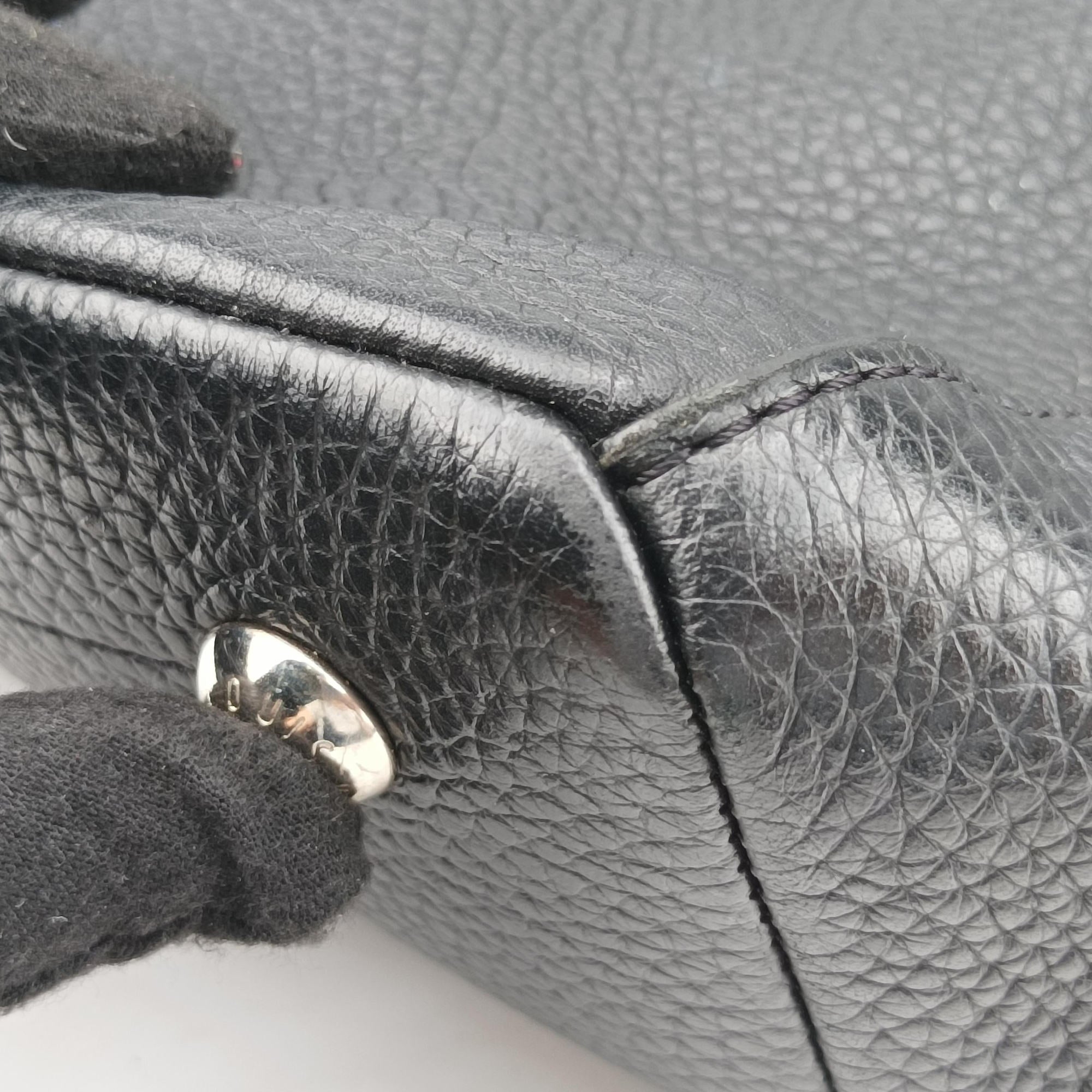 Pre-owned Louis Vuitton ARMAND Noir Taurillon Leather M42687 backpack/rucksack | stylenewstar