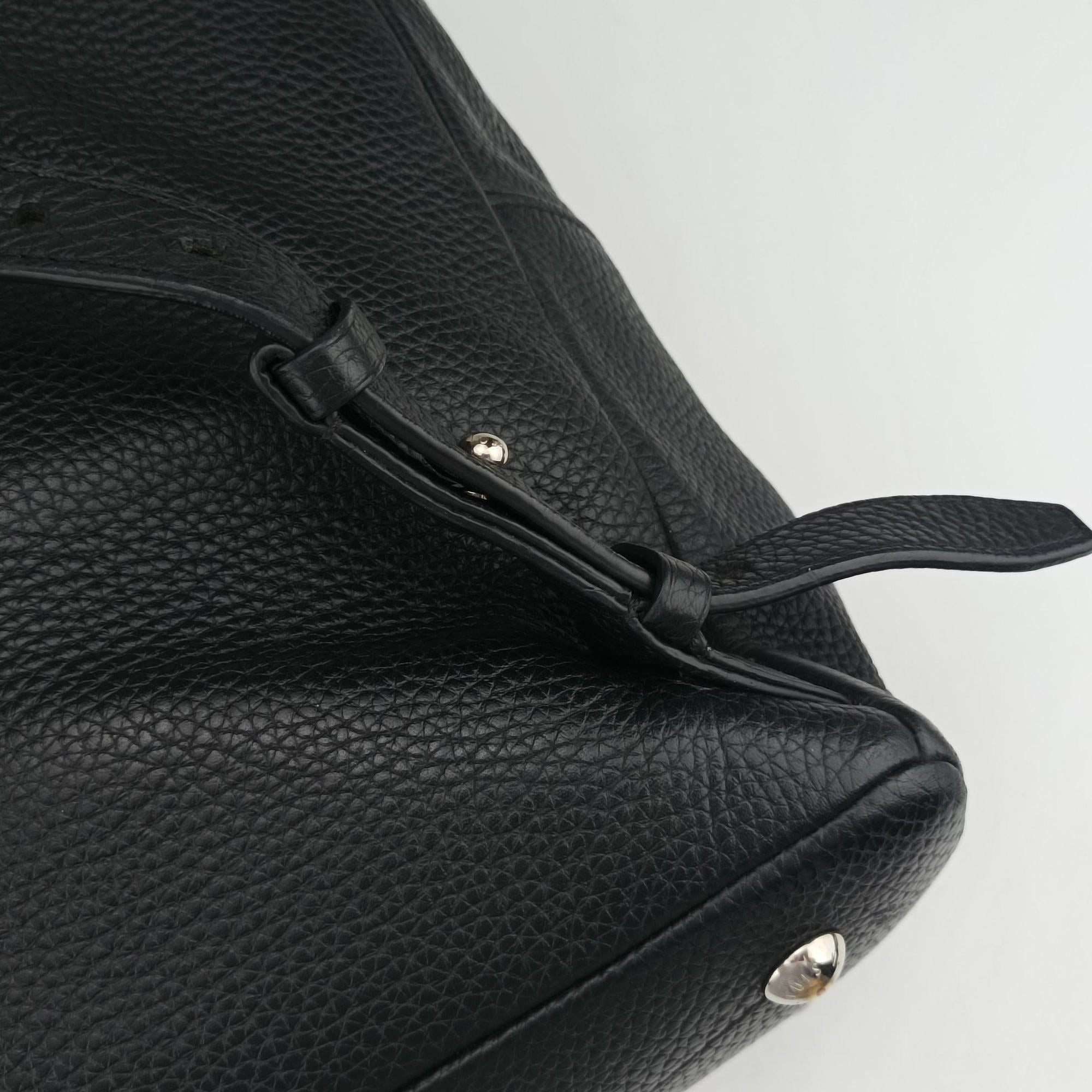 Pre-owned Louis Vuitton ARMAND Noir Taurillon Leather M42687 backpack/rucksack | stylenewstar
