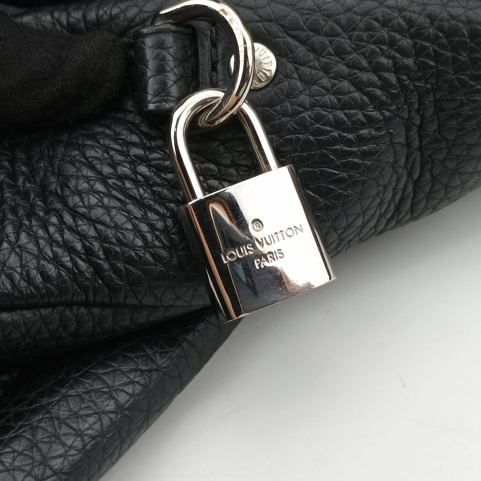 Pre-owned Louis Vuitton ARMAND Noir Taurillon Leather M42687 backpack/rucksack | stylenewstar