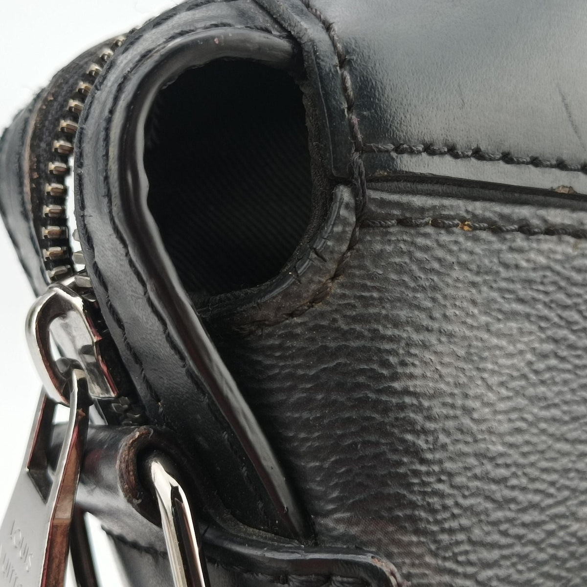 Pre-owned Louis Vuitton Briefcase Explorer Noir Monogram Eclipse Canvas M40566 shoulderbag | stylenewstar
