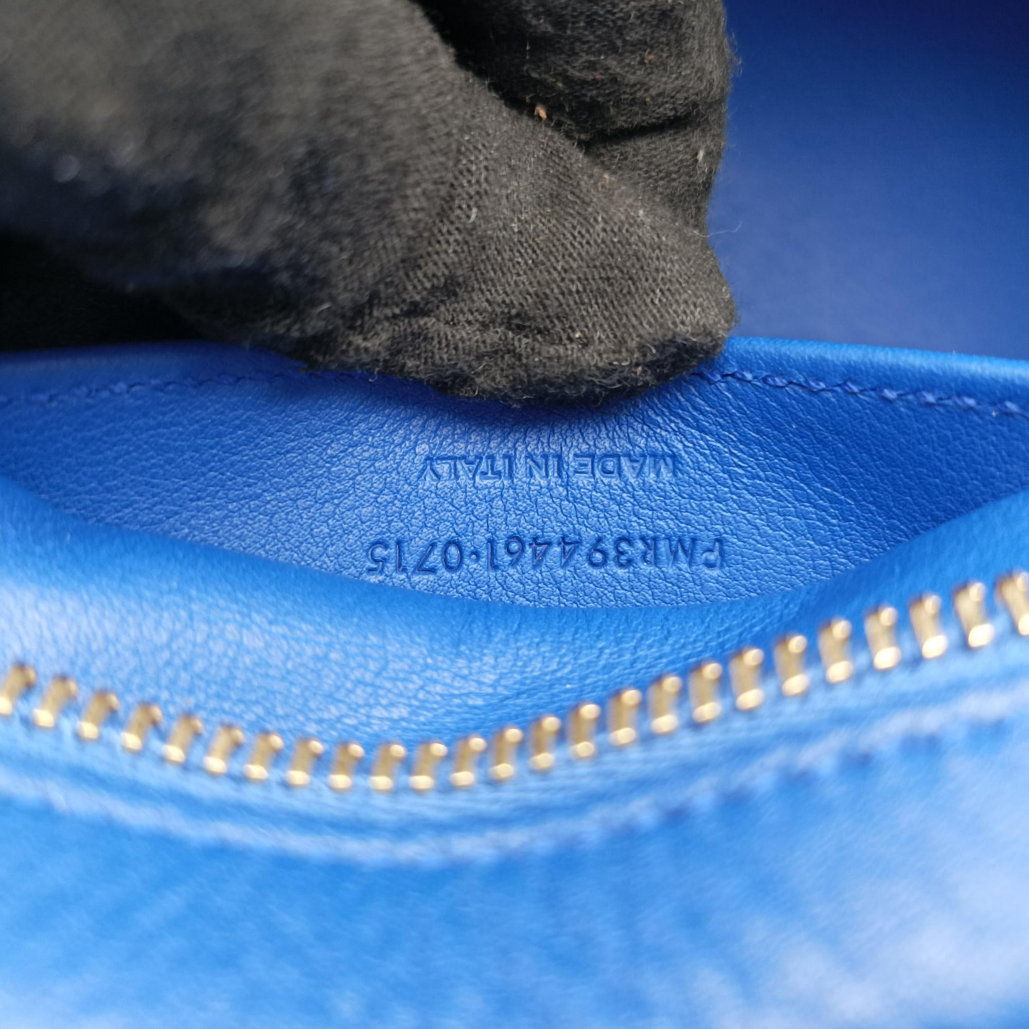 Pre-owned Yves Saint Laurent BABY CABAS Blue Leather 394461 shoulderbag | stylenewstar