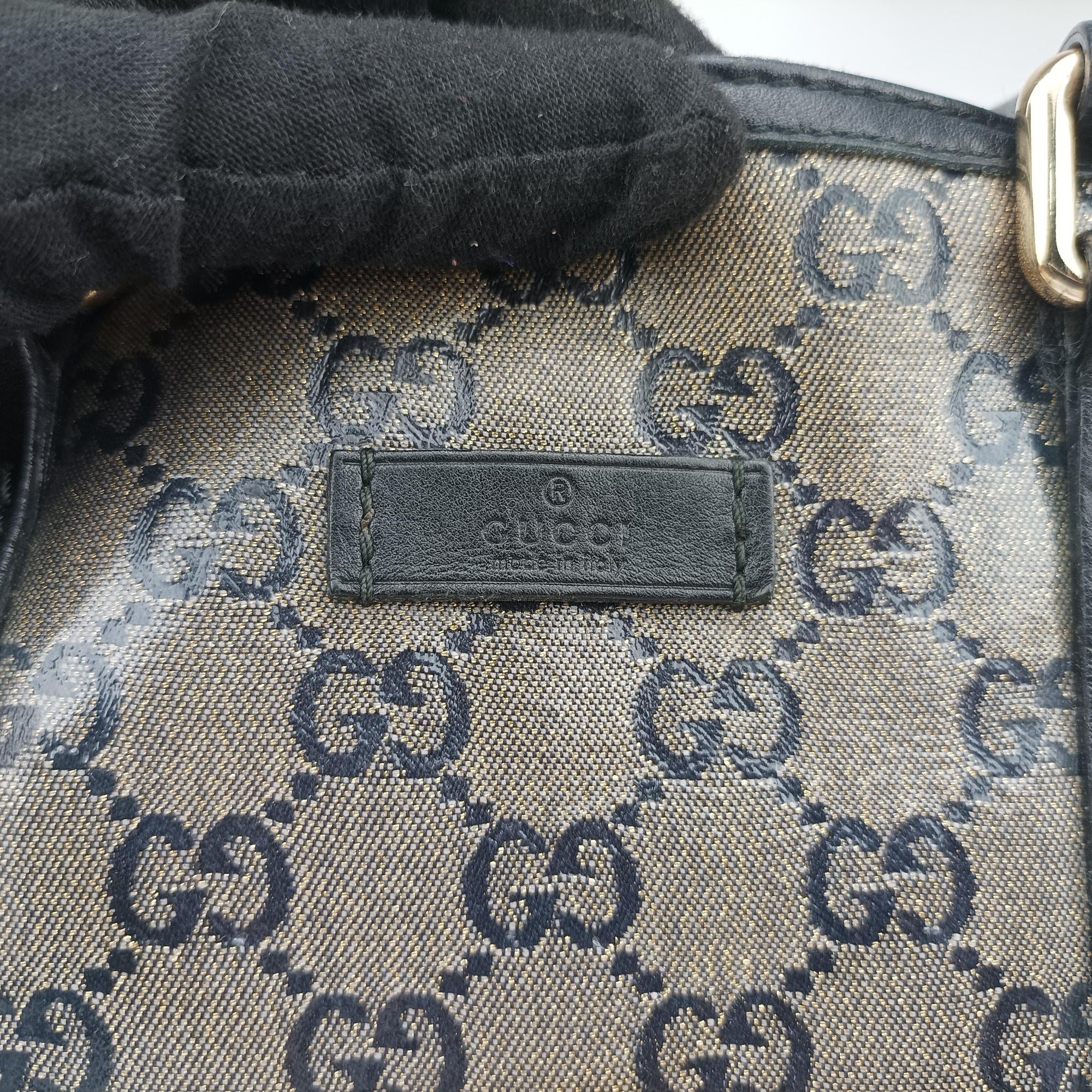 Pre-owned Gucci GG plus Spring Joy GG Supreme Grey PVC coated canvas×Leather 203696 shoulderbag | stylenewstar