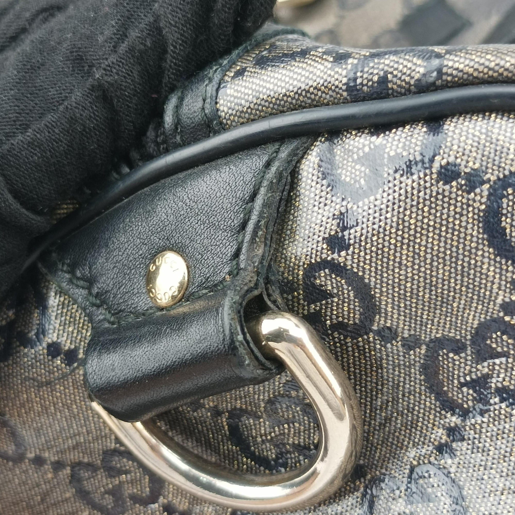Pre-owned Gucci GG plus Spring Joy GG Supreme Grey PVC coated canvas×Leather 203696 shoulderbag | stylenewstar