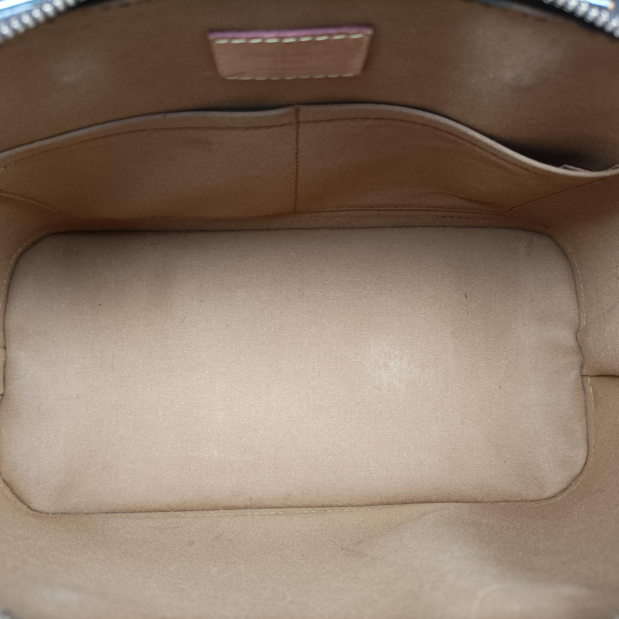 Secondhand Louis Vuitton Alma PM Black Vernis M91611 handbag | stylenewstar