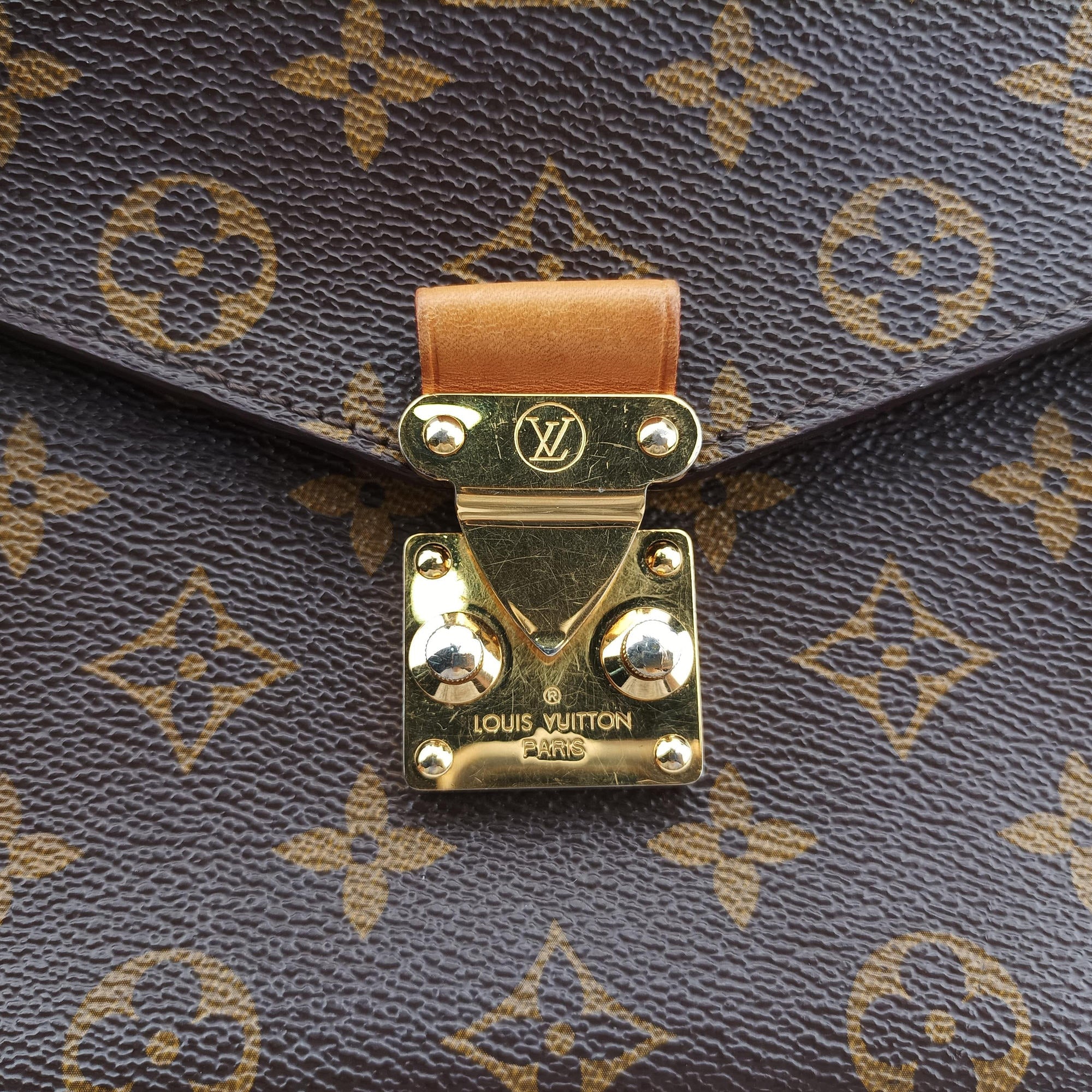 Pre-owned Louis Vuitton Pochette Metis MM Brown Monogram Canvas M44875 shoulderbag | stylenewstar