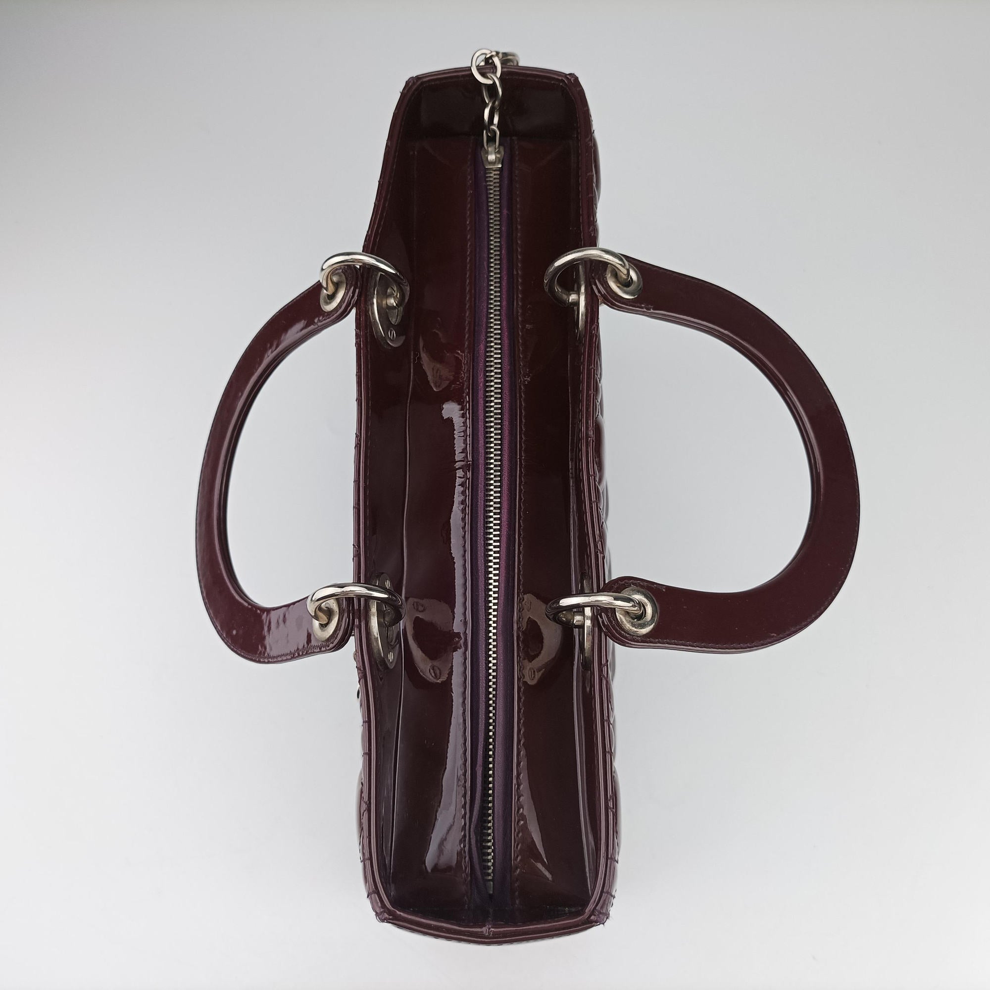 Pre-owned Christian Dior Lady Dior Burgundy patent  shoulderbag | stylenewstar