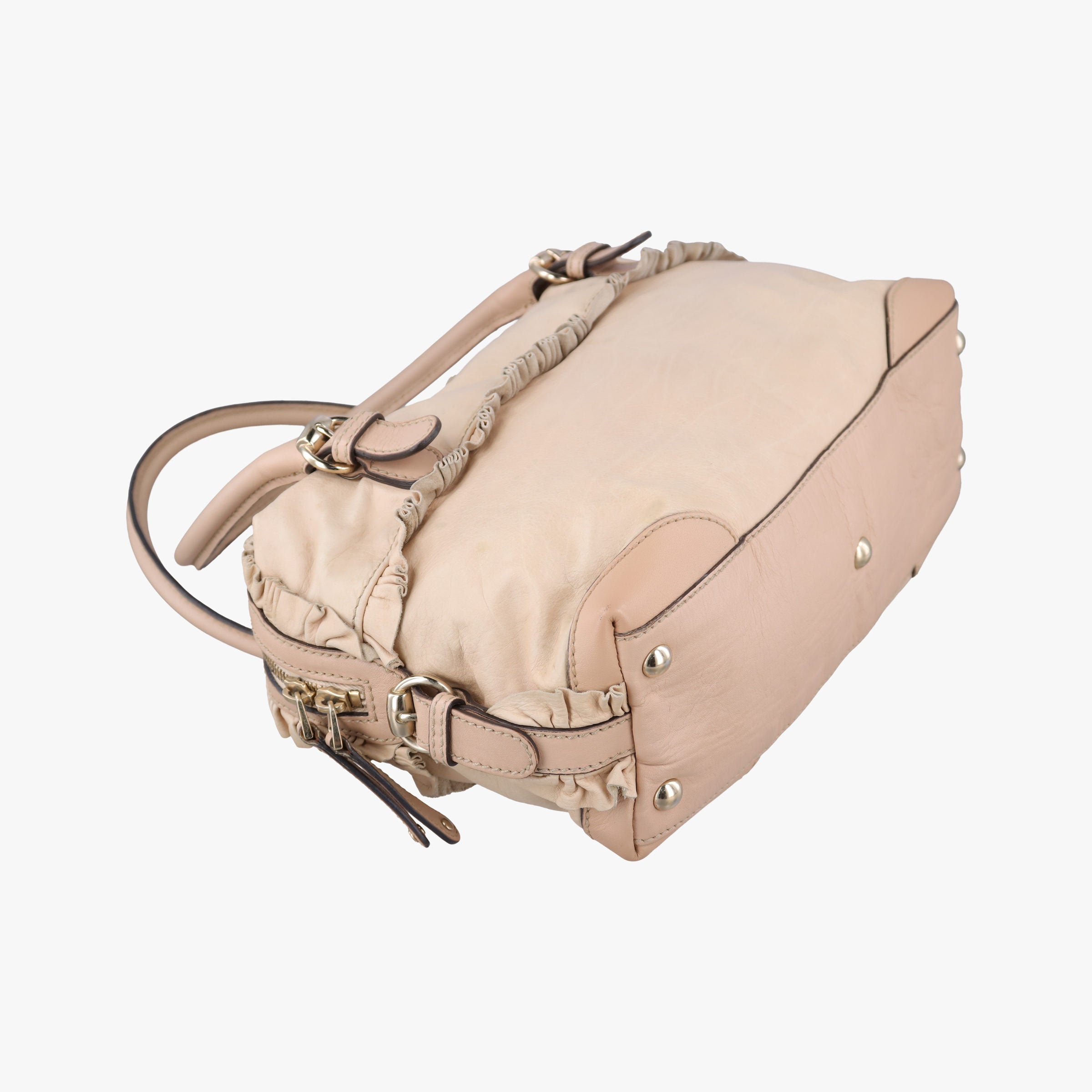 Pre-owned Gucci Sabrina Boston Beige Leather 189848 handbag | stylenewstar