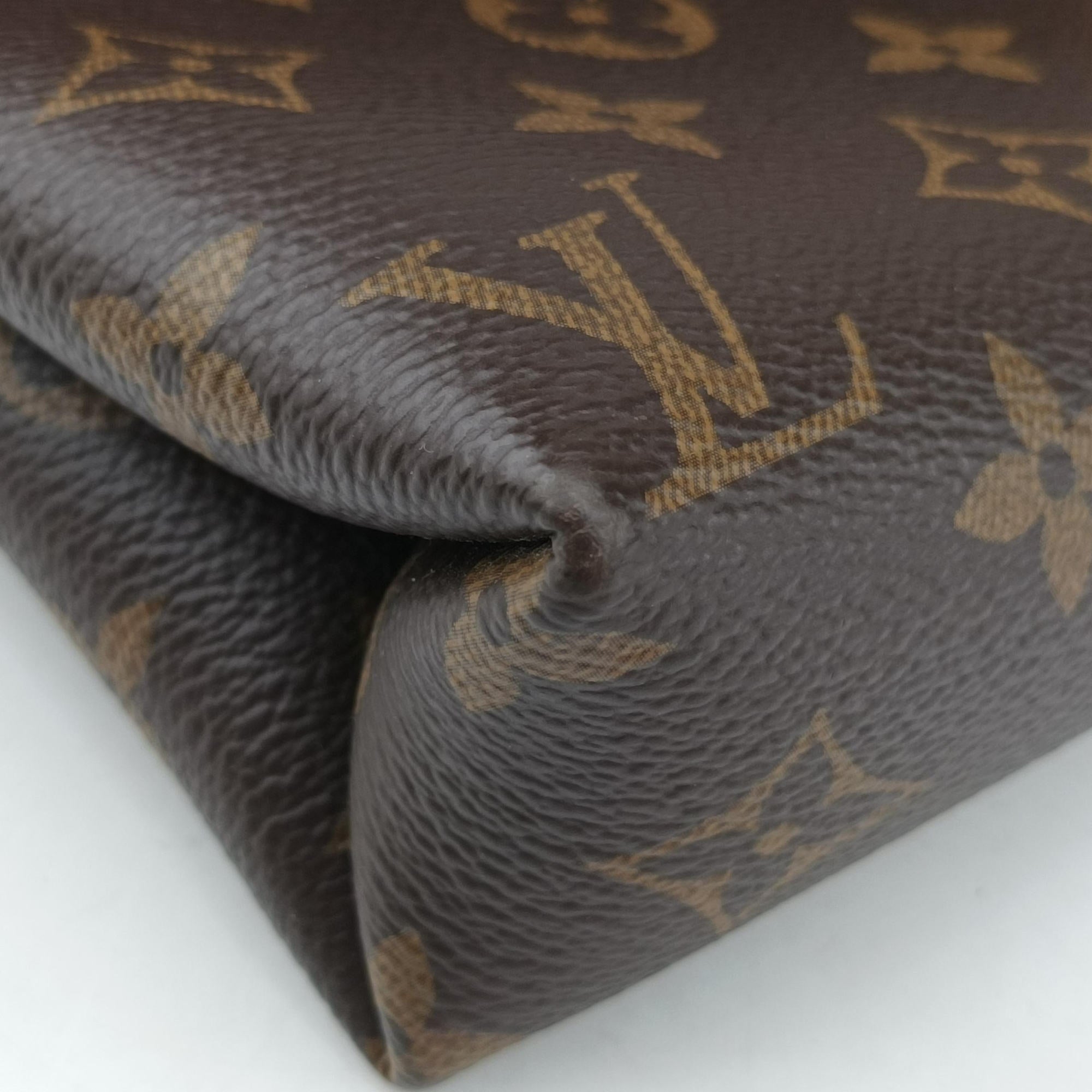 Vintage Louis Vuitton PALLAS Chain Brown×CERISE Monogram Canvas×calf leather M41201 shoulderbag | stylenewstar