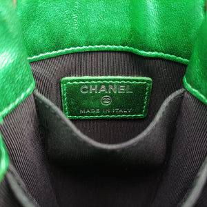 Pre-owned Chanel Cocomark phone holder Green Patent Leather A92304 shoulderbag | stylenewstar