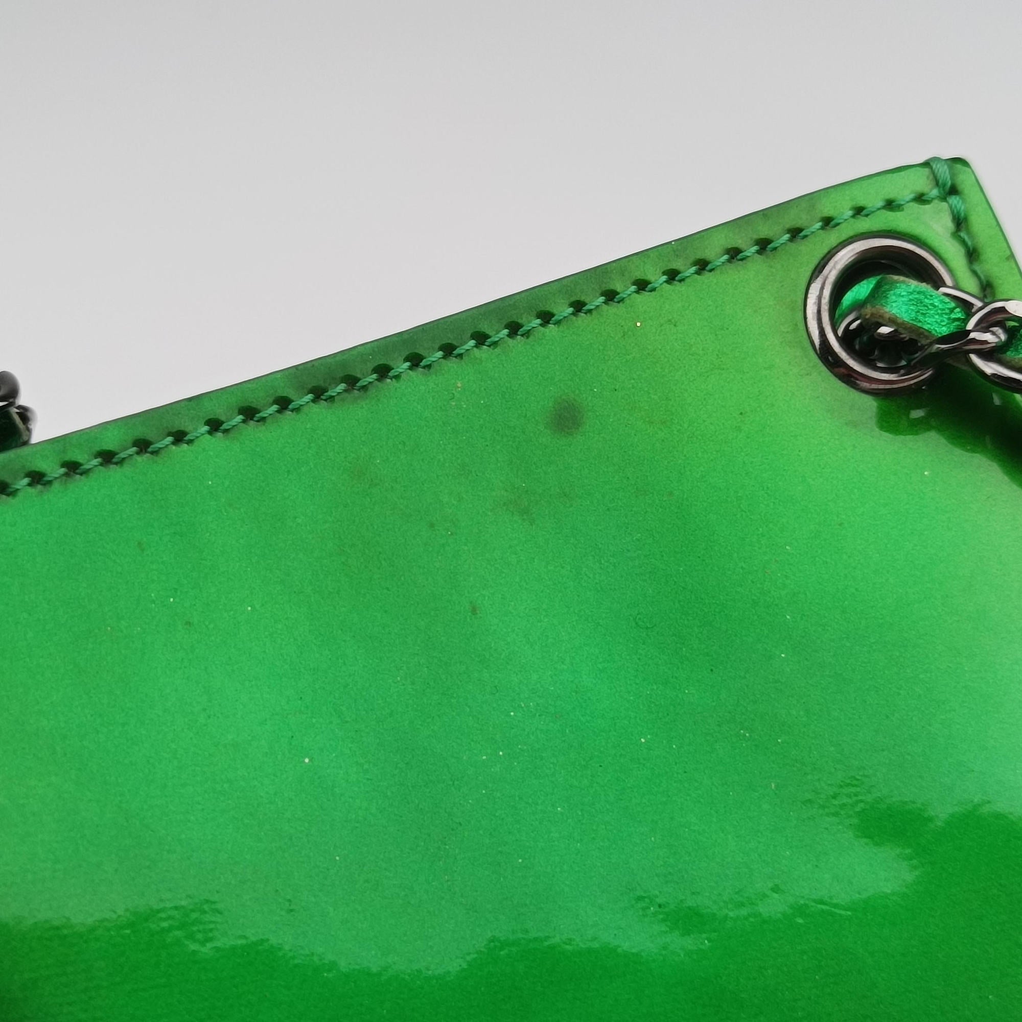 Pre-owned Chanel Cocomark phone holder Green Patent Leather A92304 shoulderbag | stylenewstar