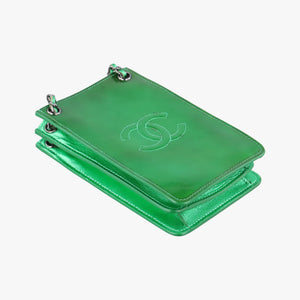 Pre-owned Chanel Cocomark phone holder Green Patent Leather A92304 shoulderbag | stylenewstar