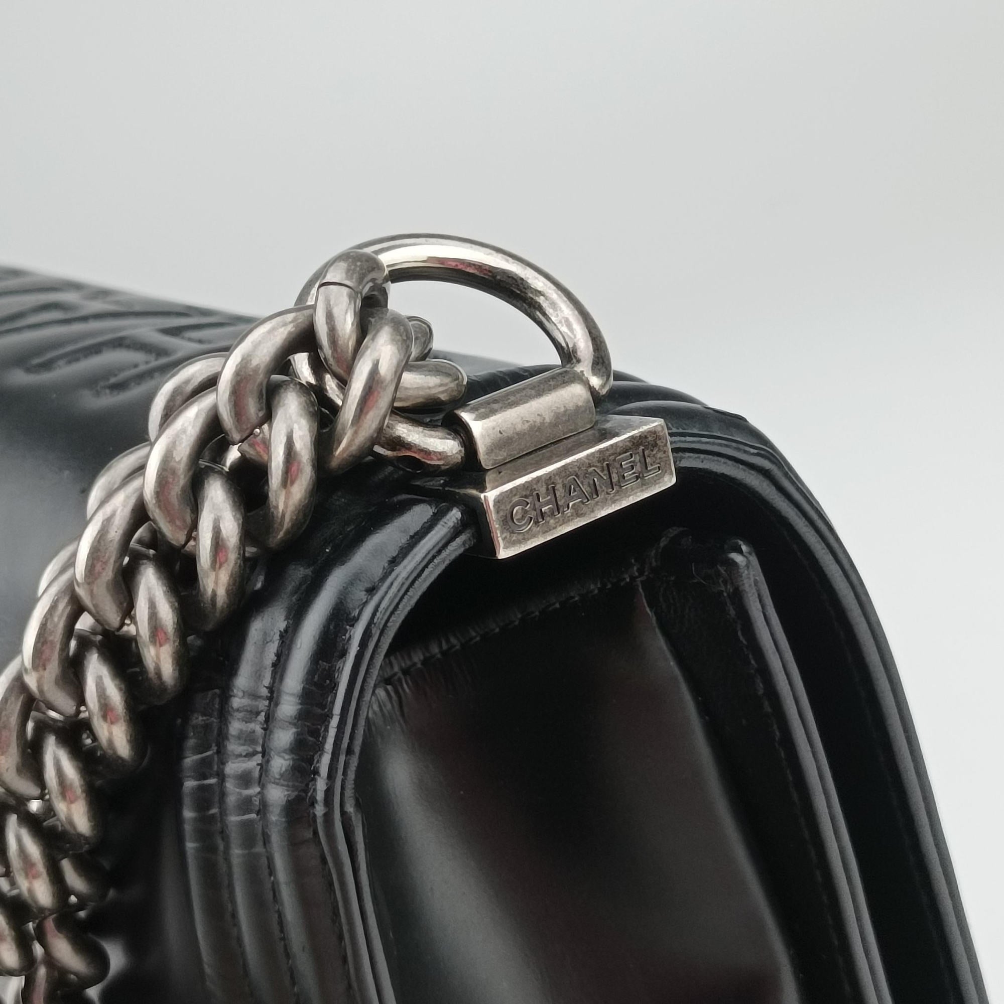 Pre-owned Chanel BOY CHANEL Black Leather A92193 shoulderbag | stylenewstar
