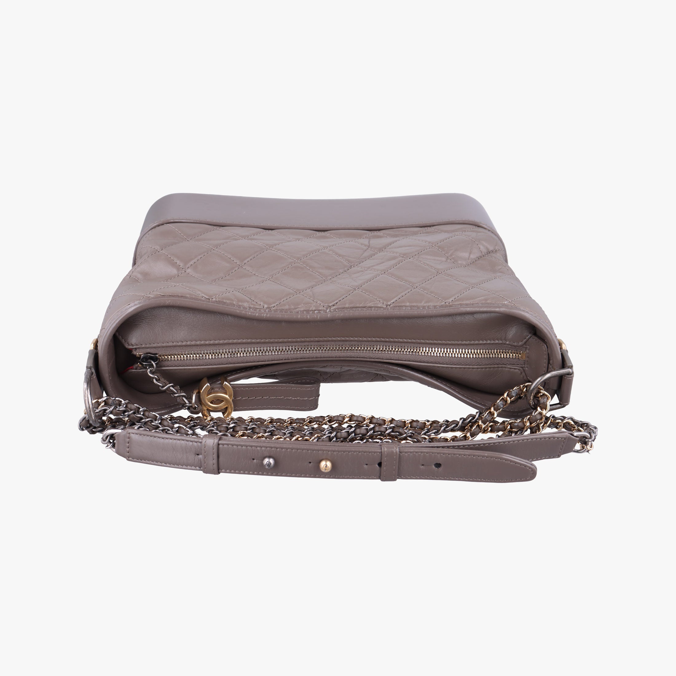 Pre-owned Chanel GABRIELLE Brown leather A93824 shoulderbag | stylenewstar