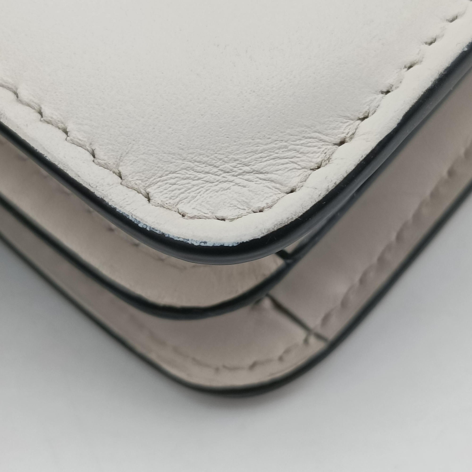 Vintage Bvlgari SERPENTI FOREVER White Leather  shoulderbag | stylenewstar