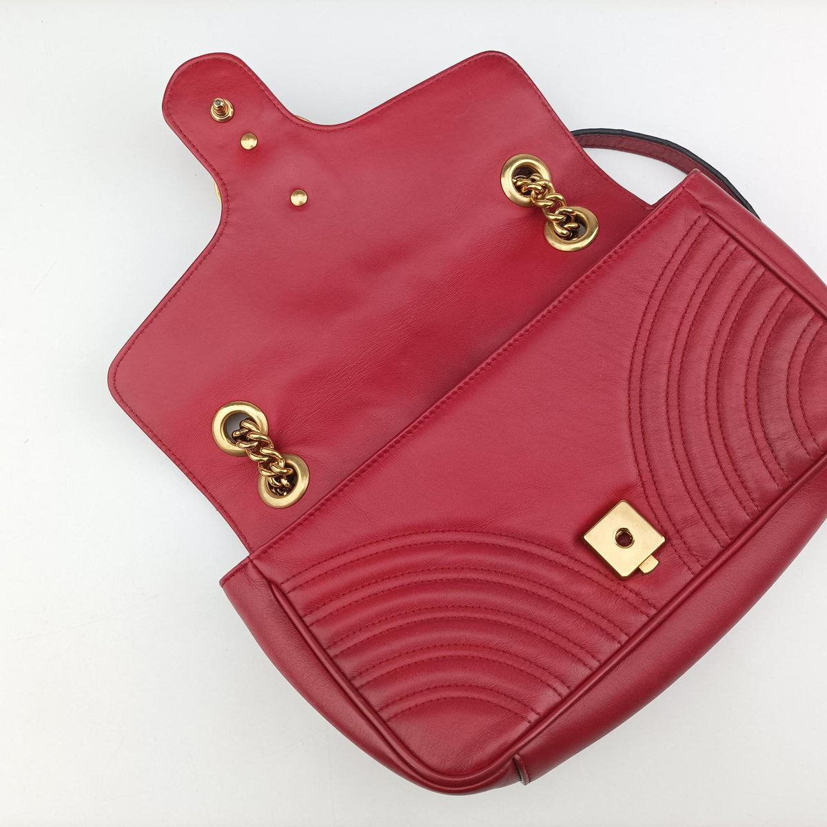 Pre-owned Gucci GG Marmont Red Leather 443497 shoulderbag | stylenewstar