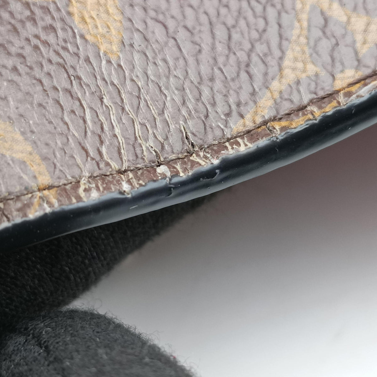 Vintage Louis Vuitton SAINT PLACIDE brown×CERISE Monogram Canvas×calf leather M43713 shoulderbag | stylenewstar